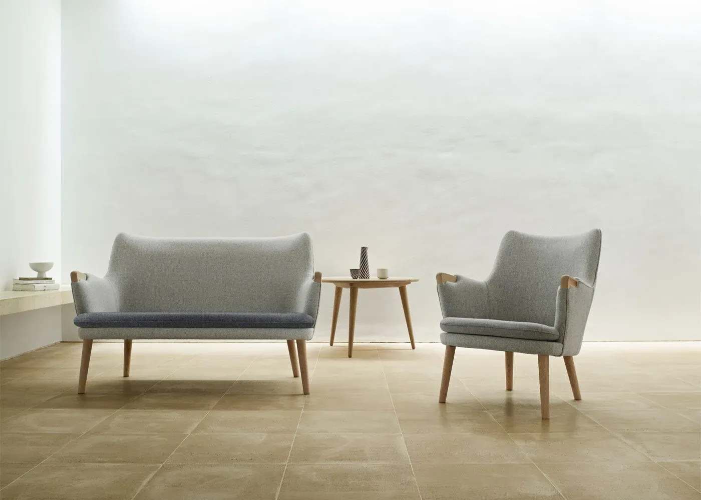 Lounge Chair with Cushion - Walnut