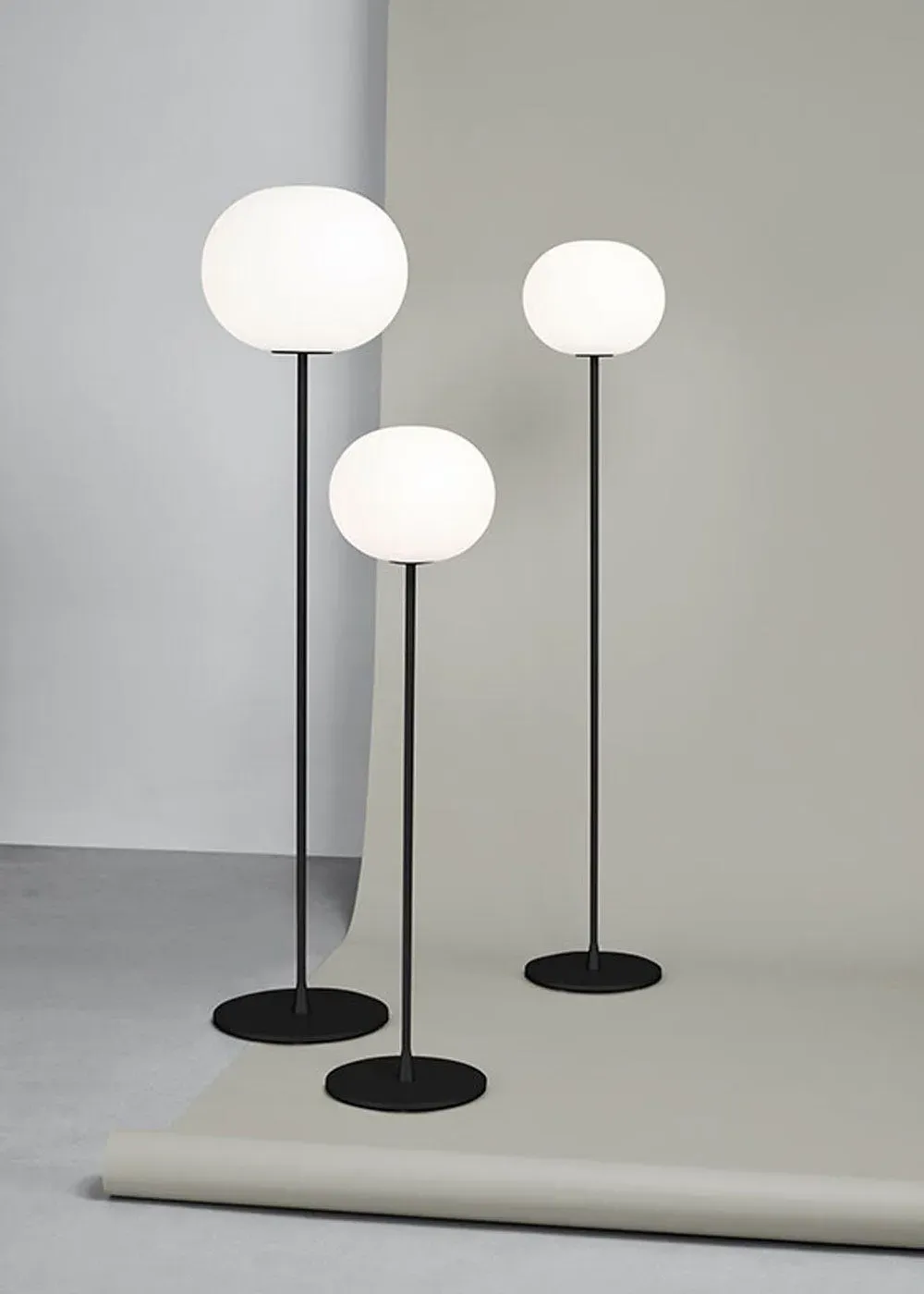 F3 Floor Lamp with Dimmer - Black, Glass