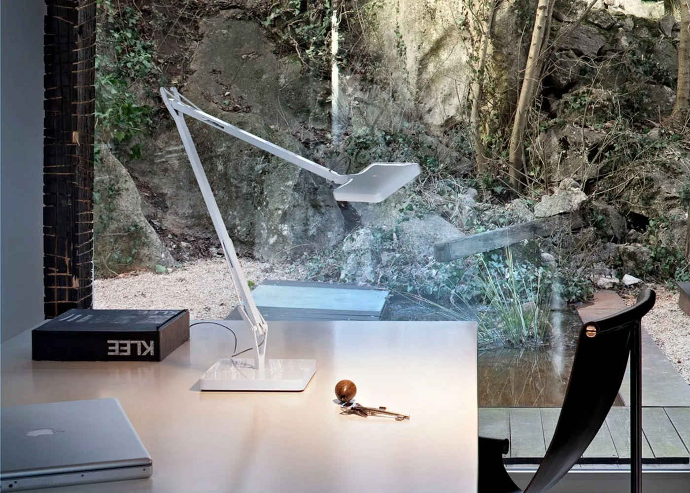 LED Desk Lamp with Touch Control - Titanium