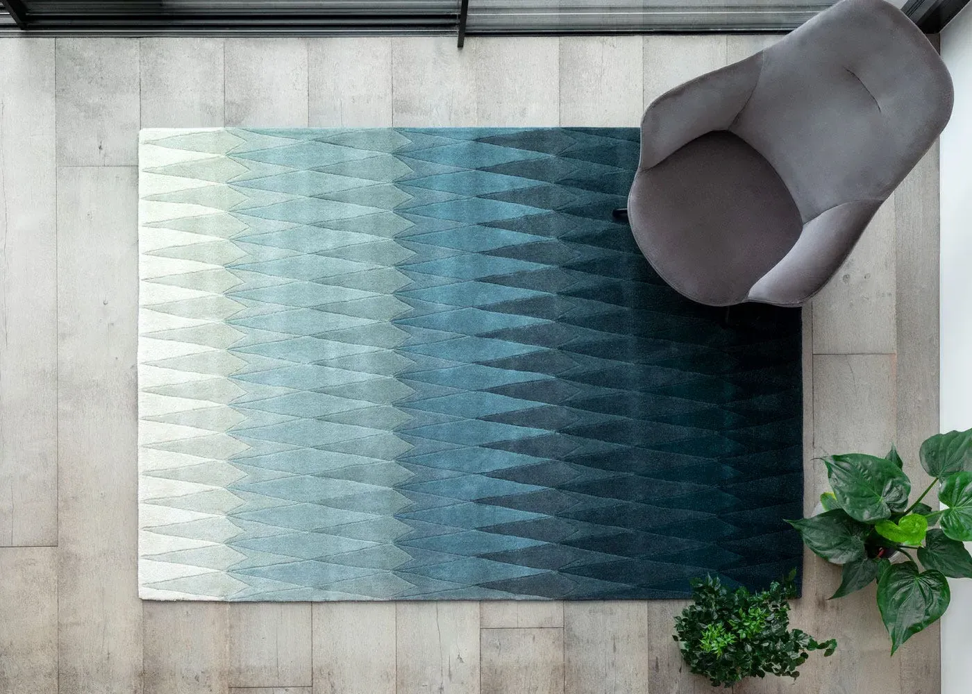 Hand-Tufted Rug with Diamond Pattern - Blue, Wool