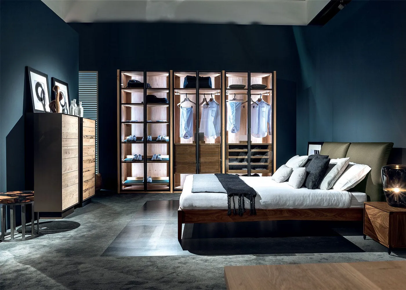 7-Drawer Chest of Drawers - Dark Wood, Walnut