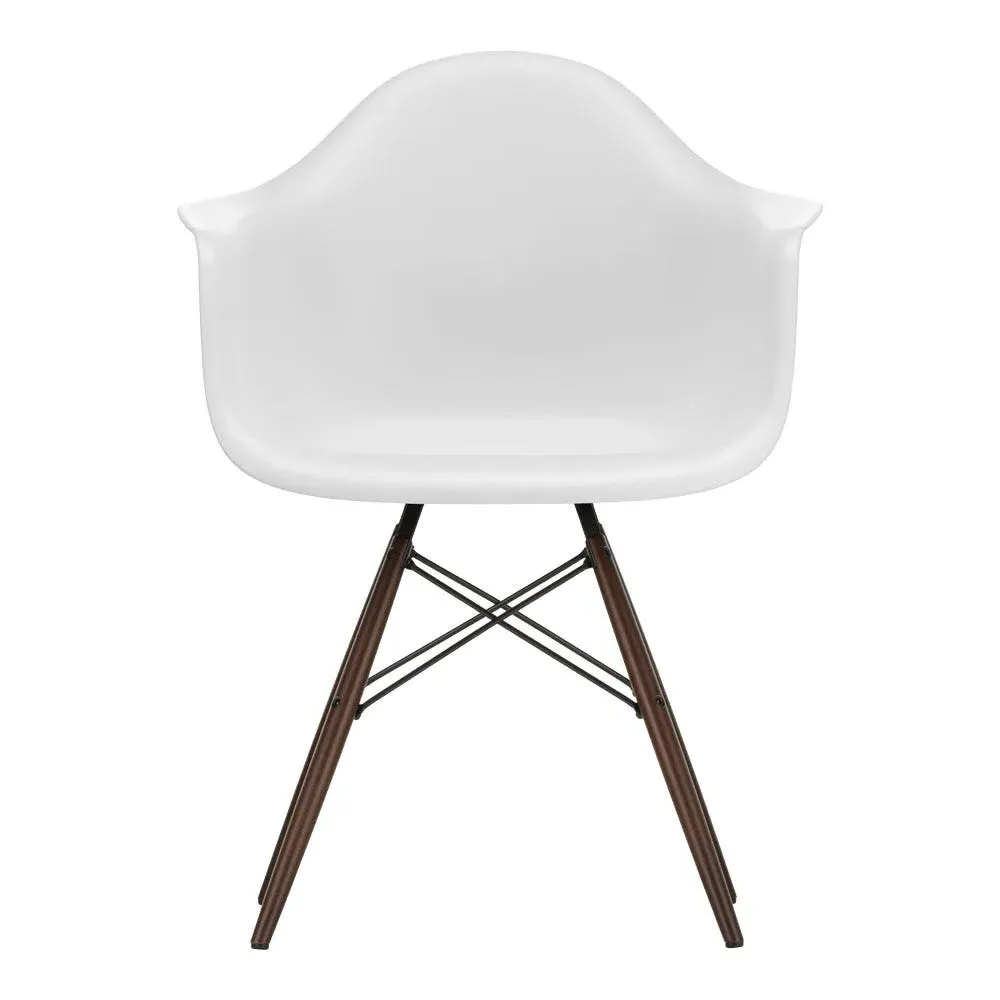 DAW Armchair with Maple Base - Cotton White, Polypropylene