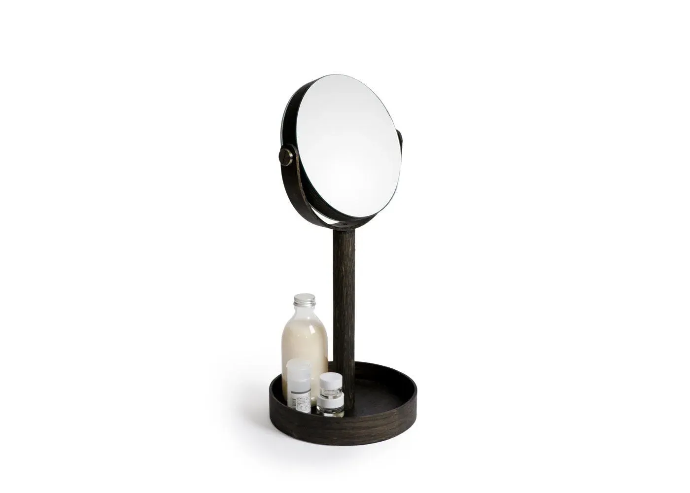 Magnify Mirror Close-up - Oak