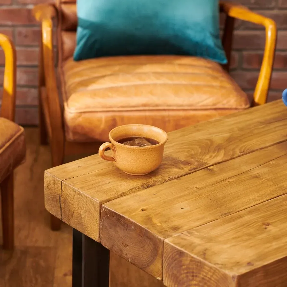 Chunky Coffee Table Handcrafted - Rugger Brown, Pine
