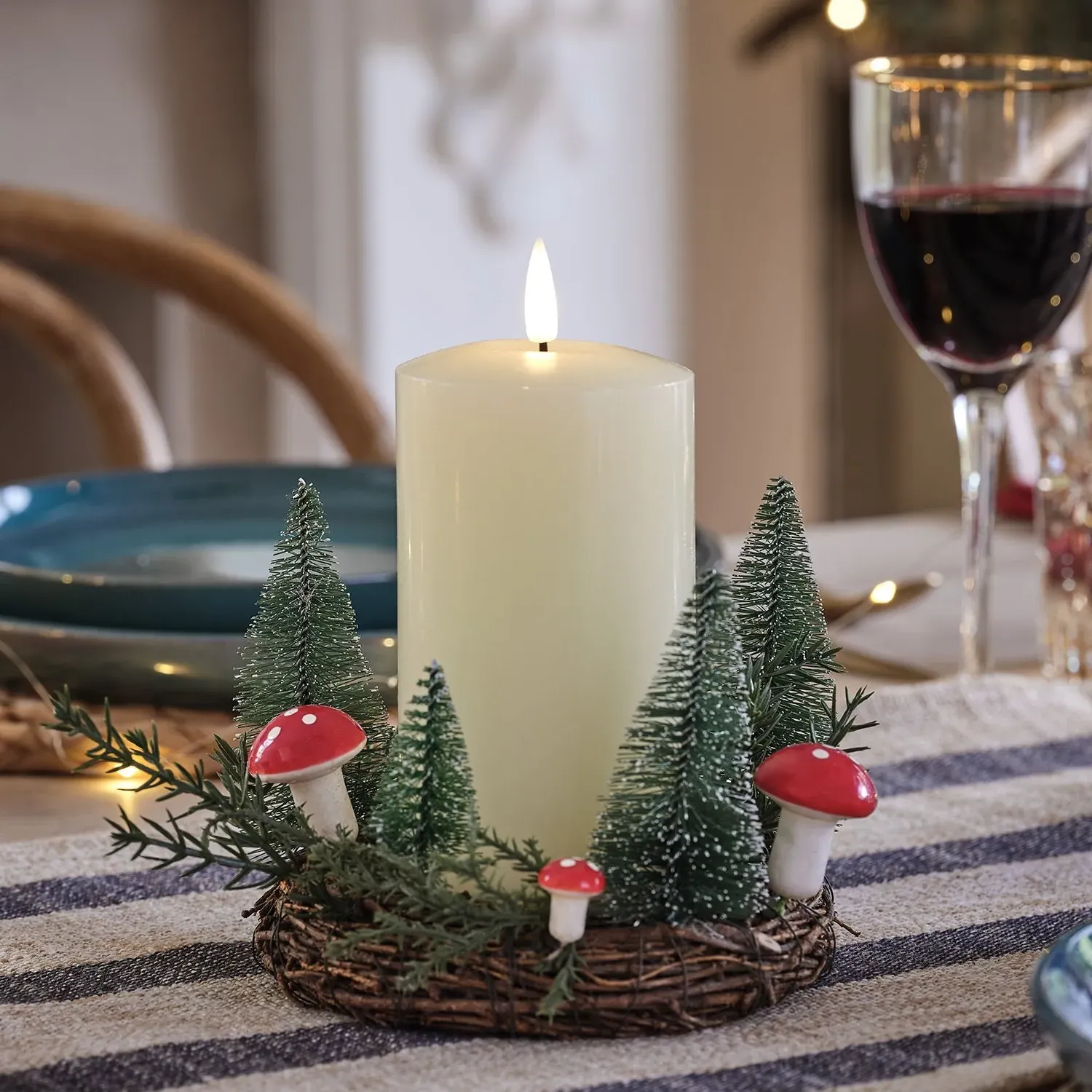14cm Mushroom Candle Holder - Natural, Rattan