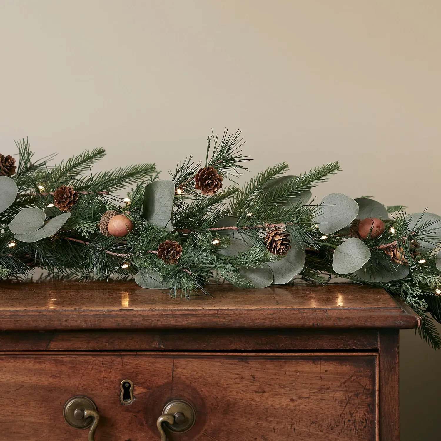 1.5m Pre-Lit Acorn Garland - Warm White image