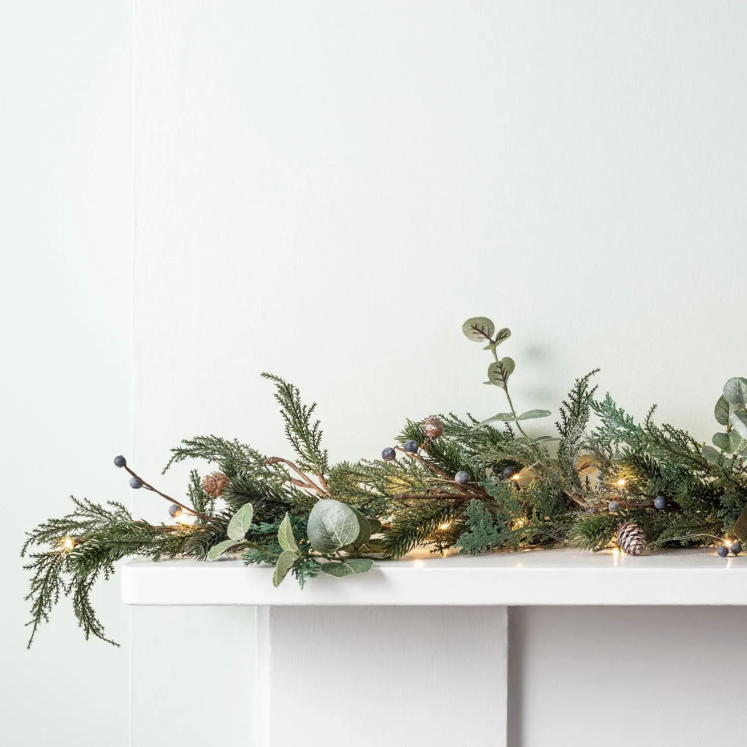 2m Pre-Lit Pine Garland - Warm White