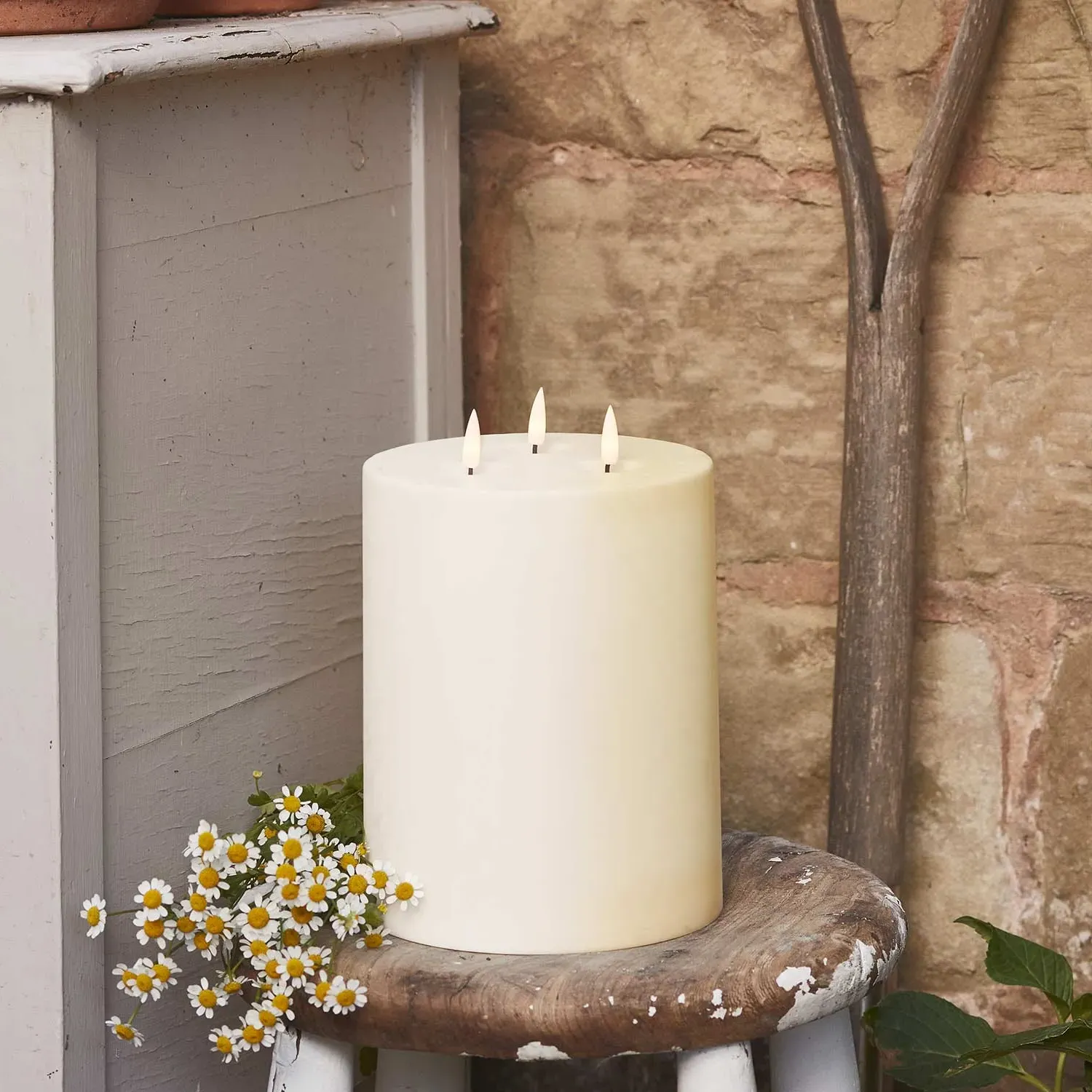3-Wick Outdoor Candle 20cm - Ivory, Plastic image