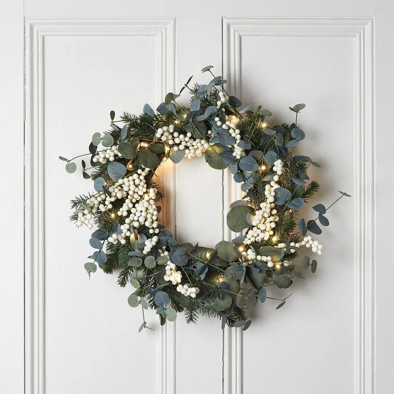 40cm Pre-Lit Eucalyptus Wreath - Green, Faux image