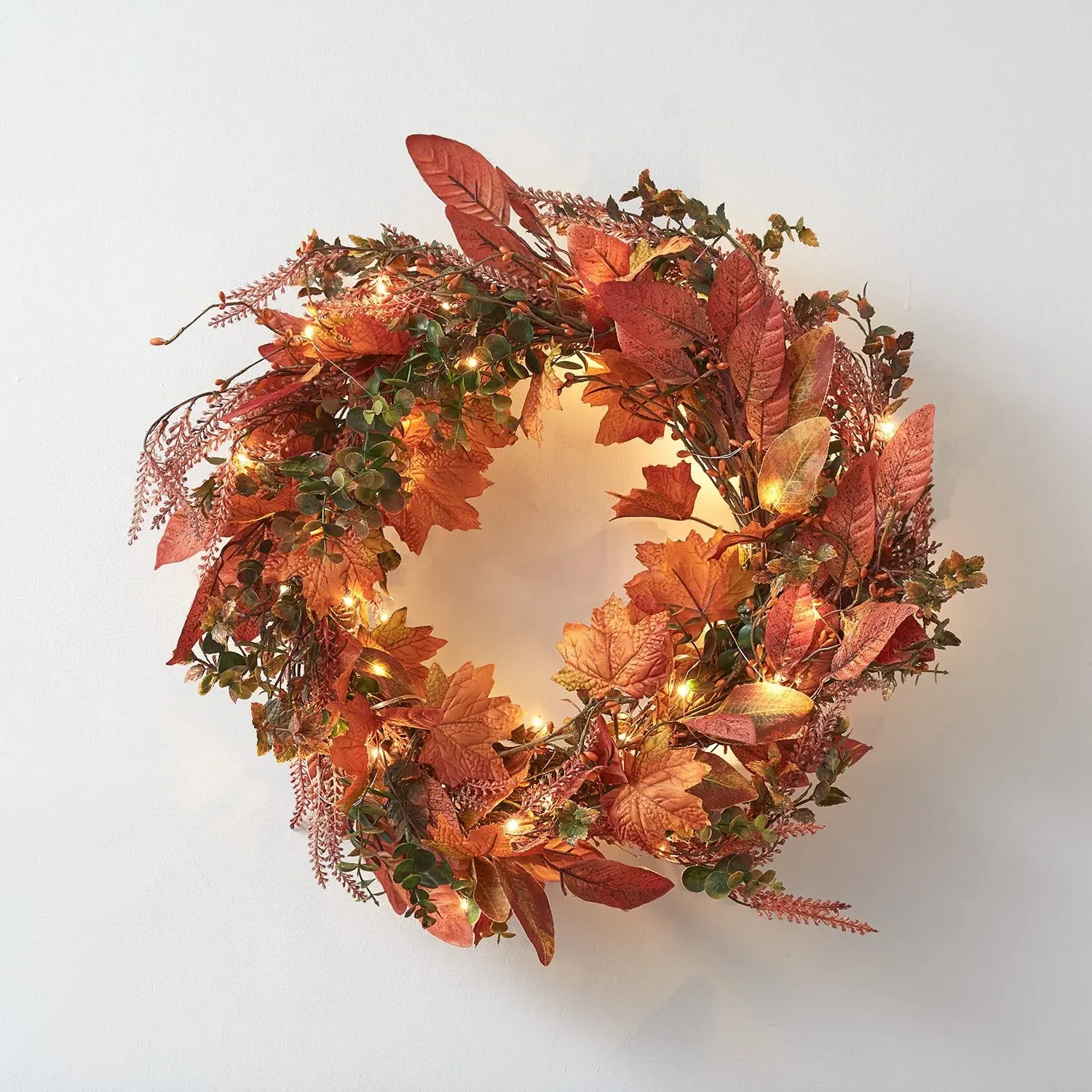 40cm Pre-Lit Maple Leaf Wreath - Warm White