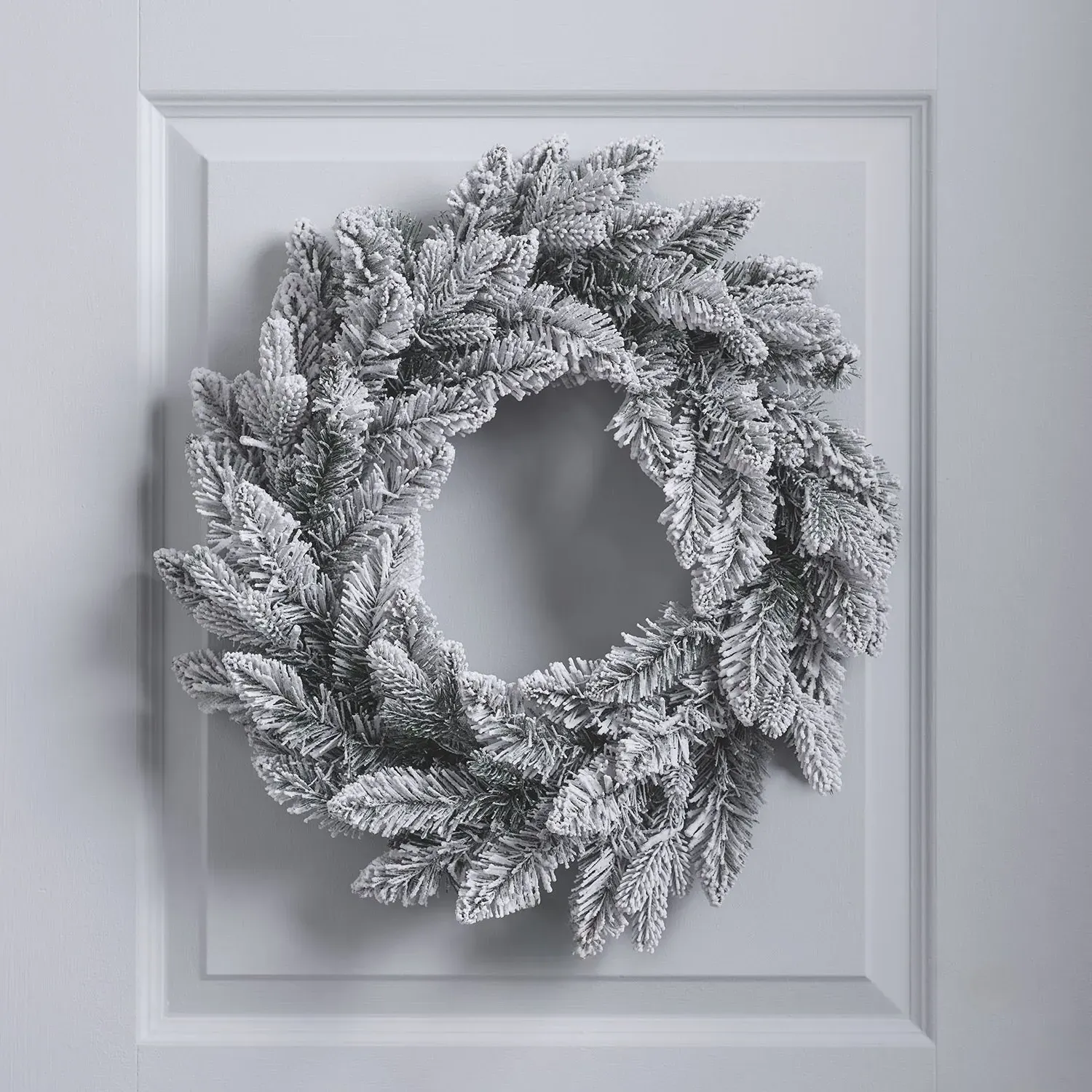 50cm Pre-Lit Christmas Wreath - Green, Faux Fir