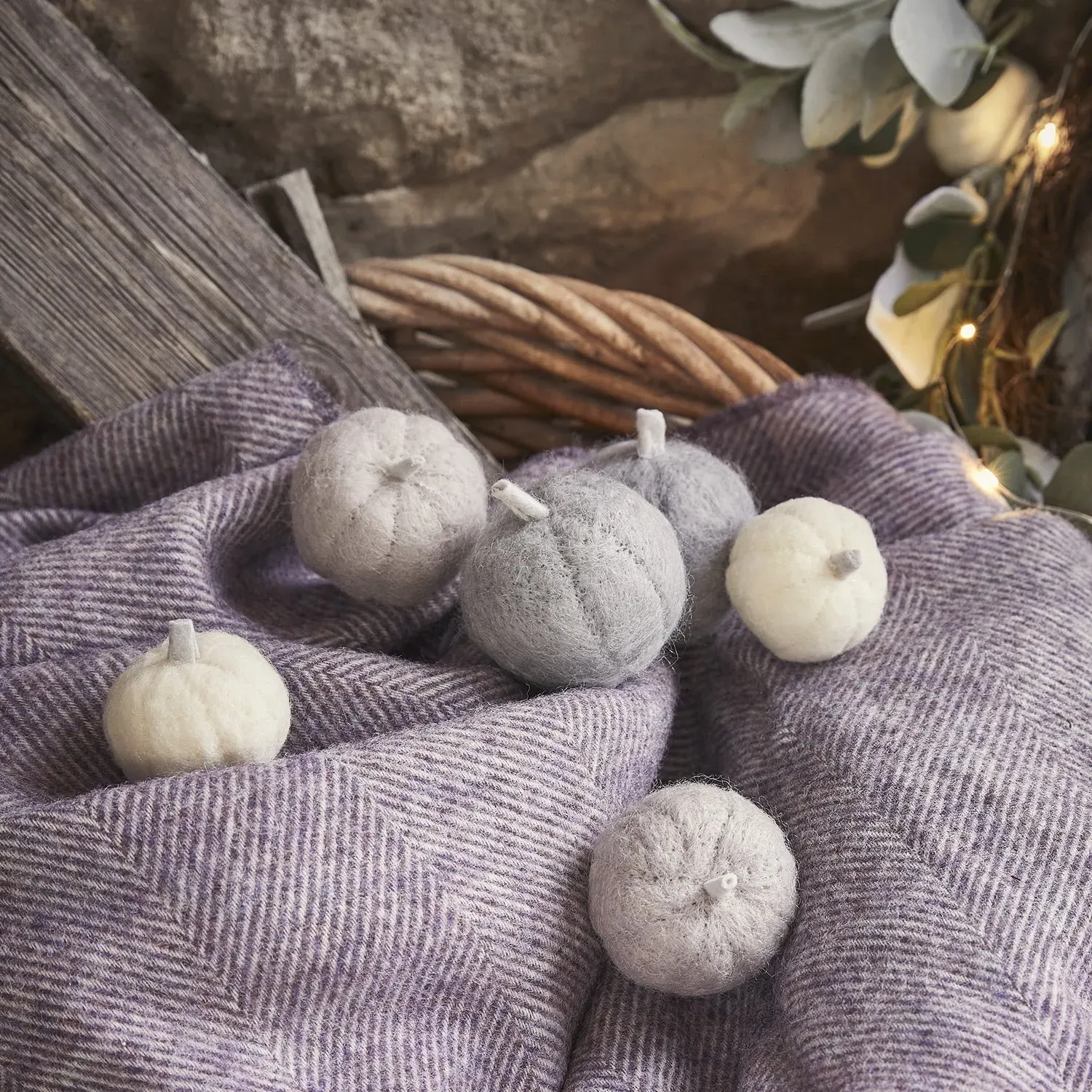 6-Piece Pumpkin Decorations - Neutral, Felt