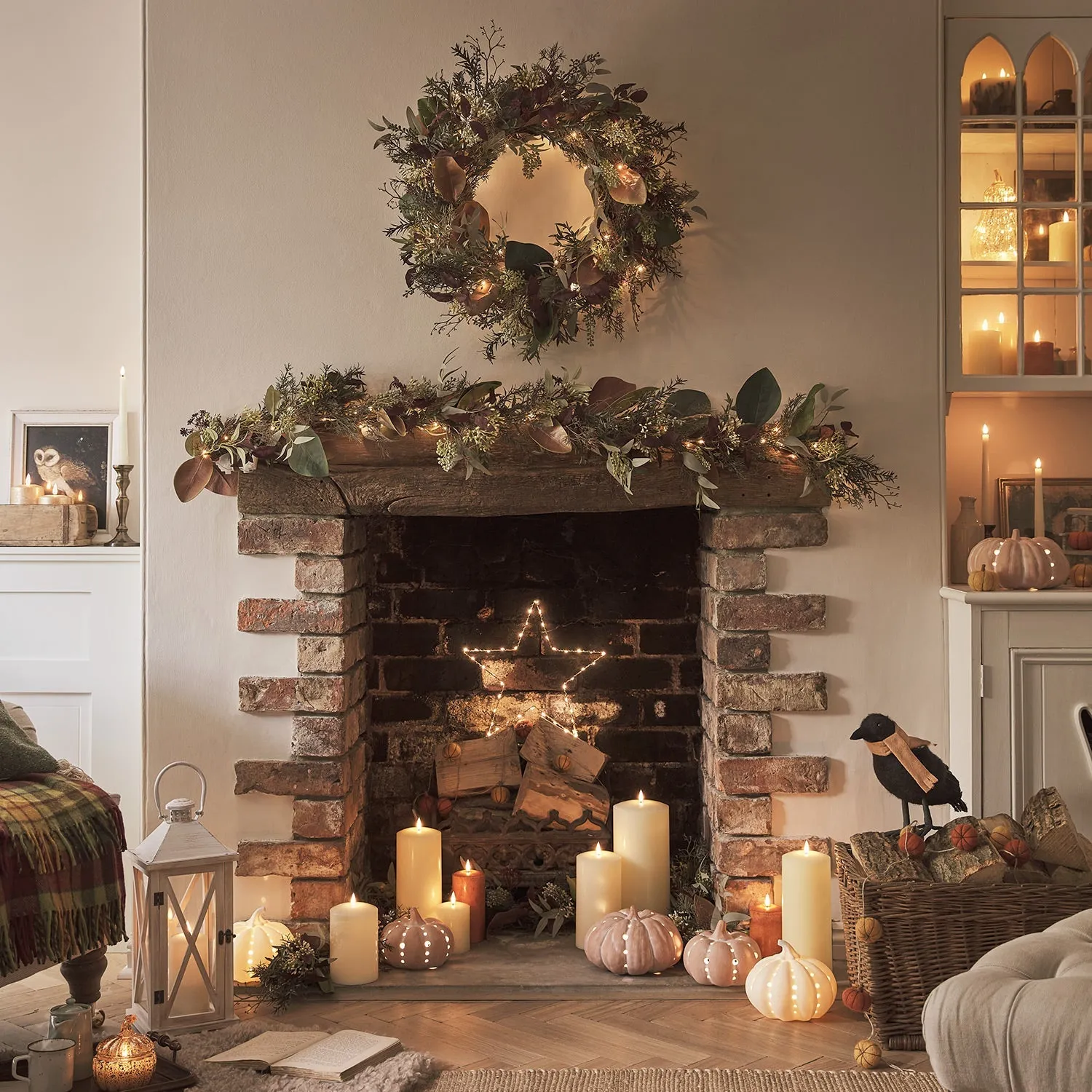 60cm Pre-Lit Autumn Winter Wreath - Warm White