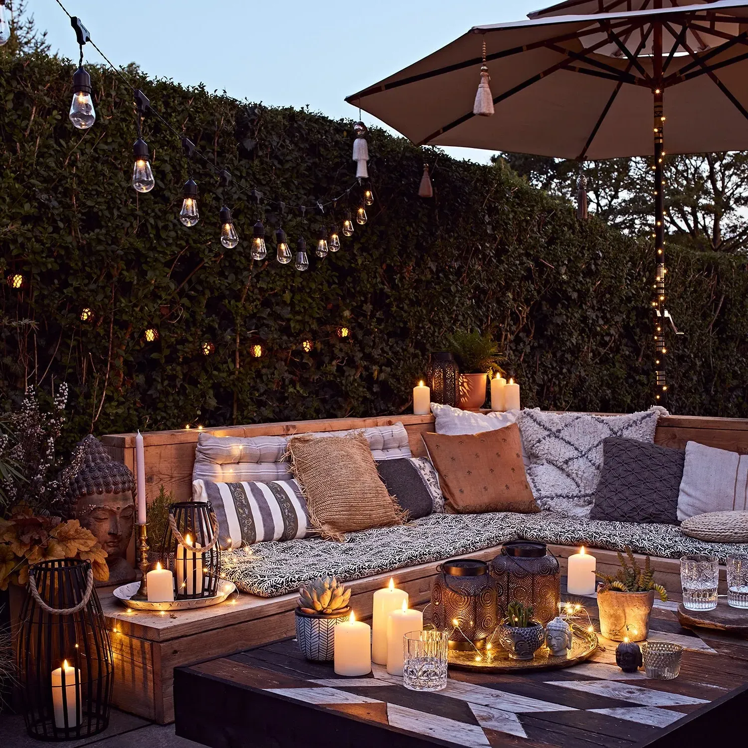 80 LED Parasol Lights - Warm White, Battery