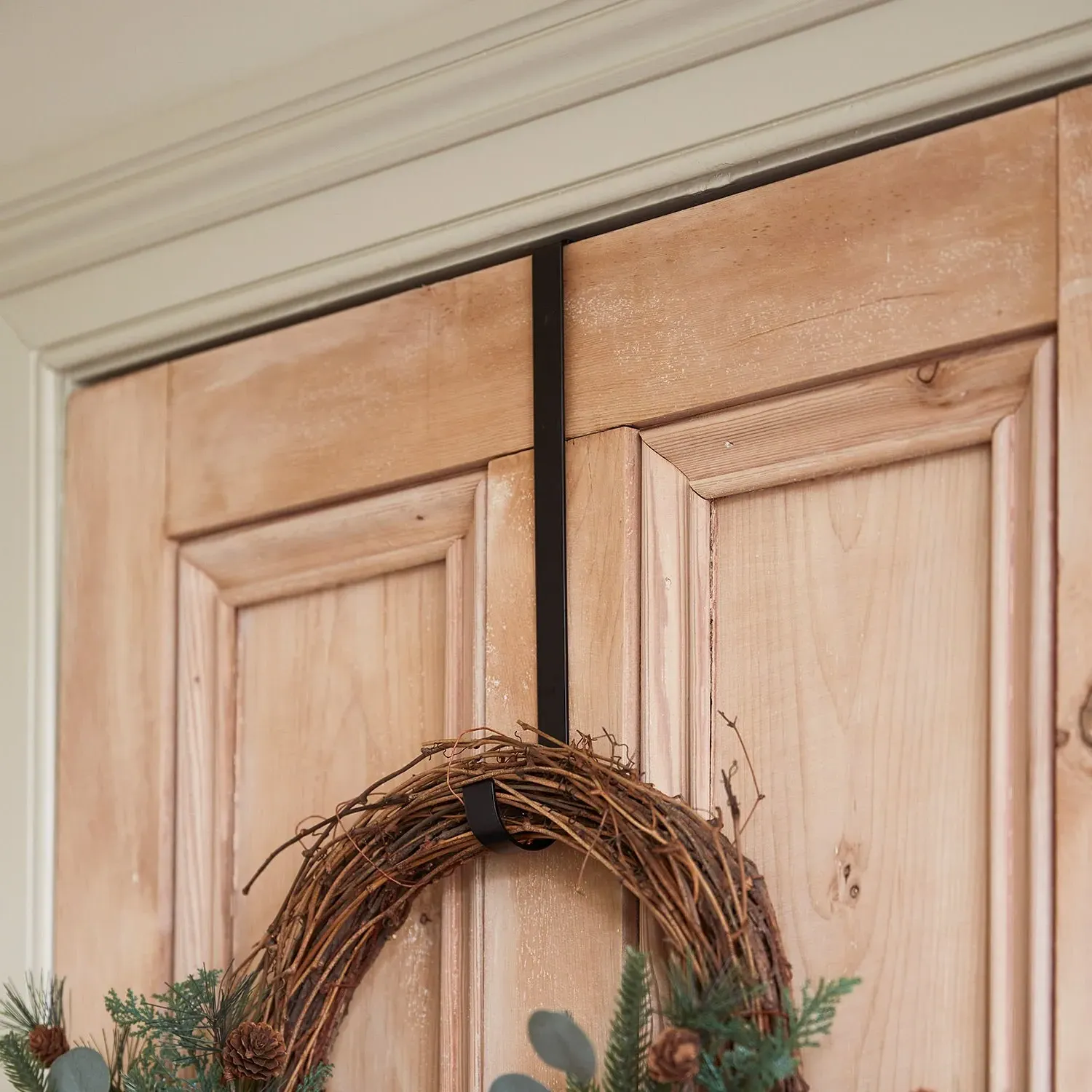 Door Wreath Hanger - Black, Metal