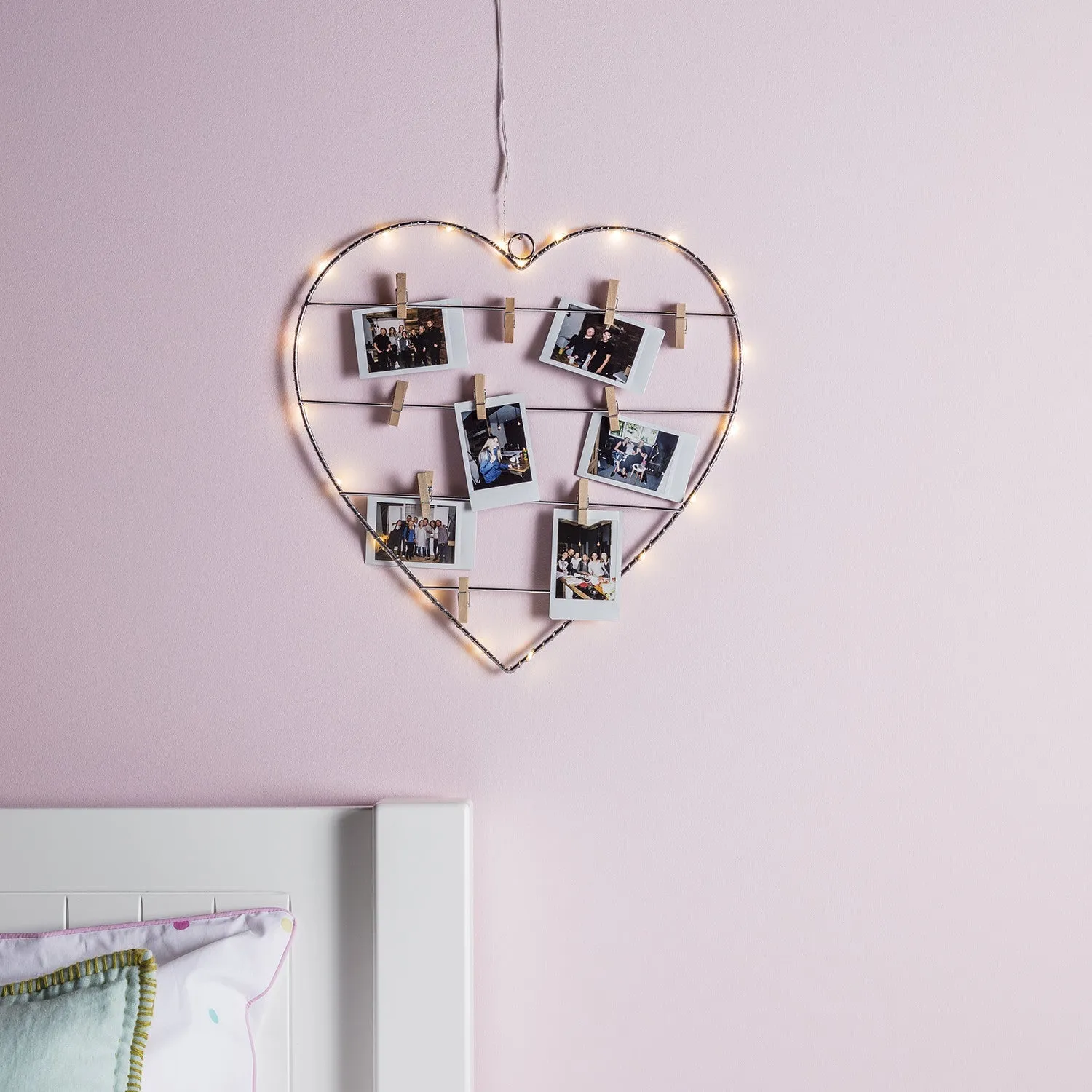 Heart Light Display with Pegs - Warm White