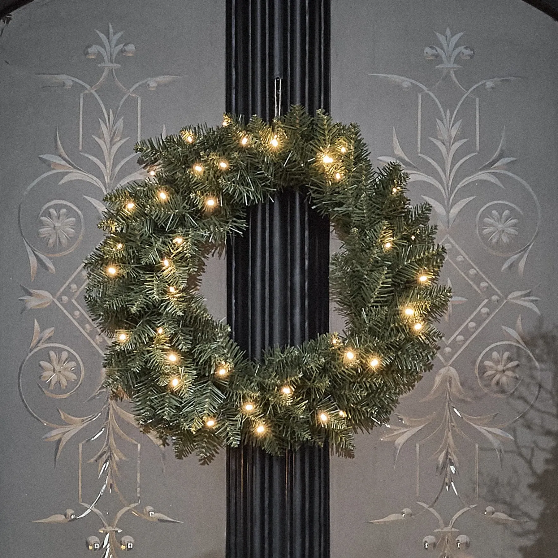 Pre-Lit LED Wreath & Garland Set - Green, Faux