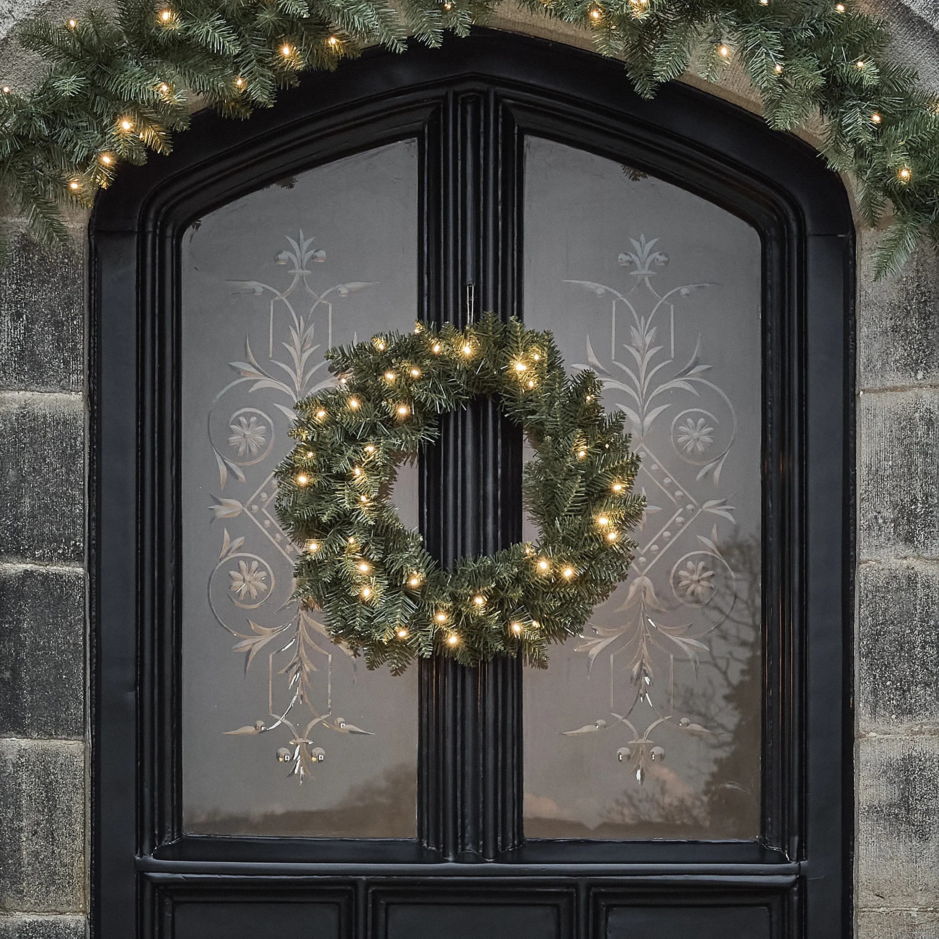 Pre-Lit LED Wreath & Garland Set - Green, Faux