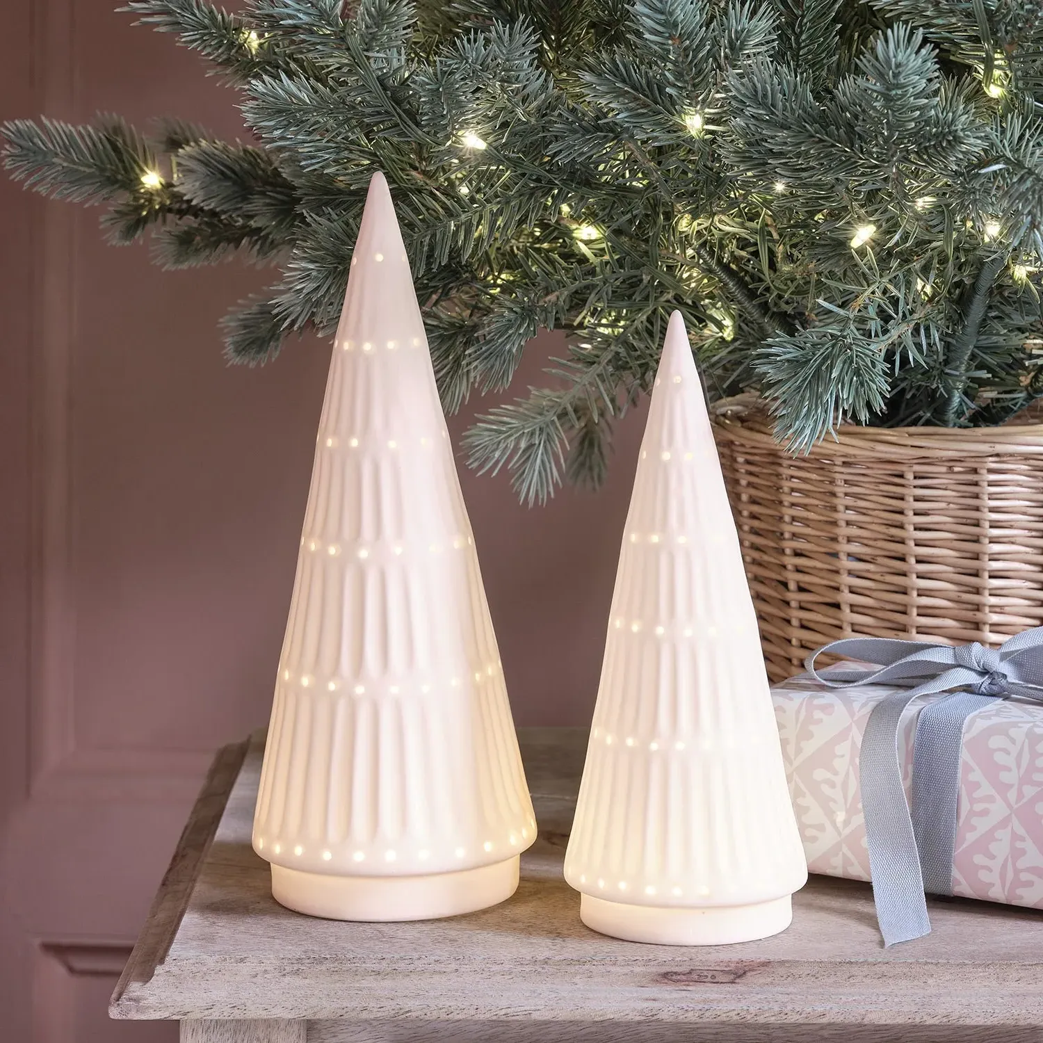 Set of 2 LED Christmas Tree Decorations - Ceramic image