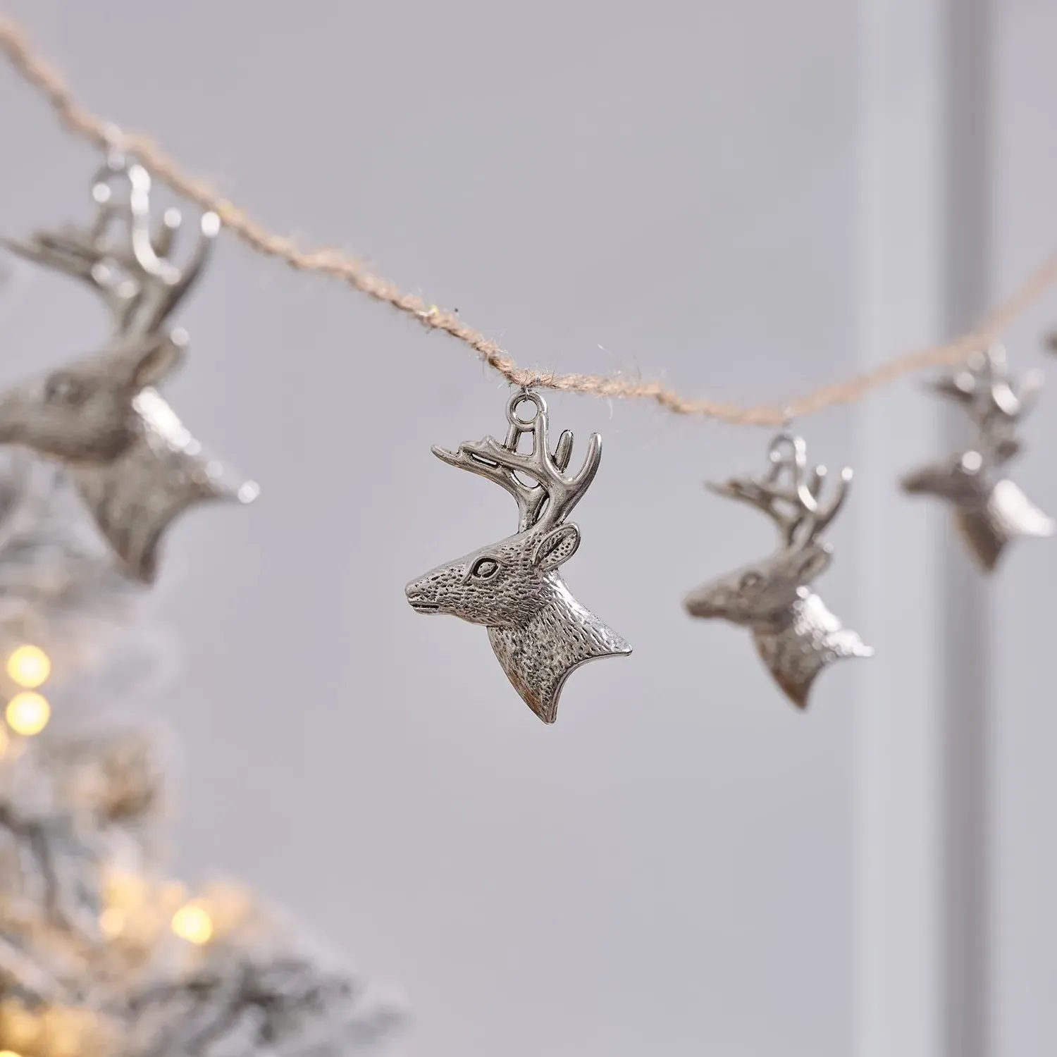 Stag Head LED Christmas Garland - Silver, Hessian