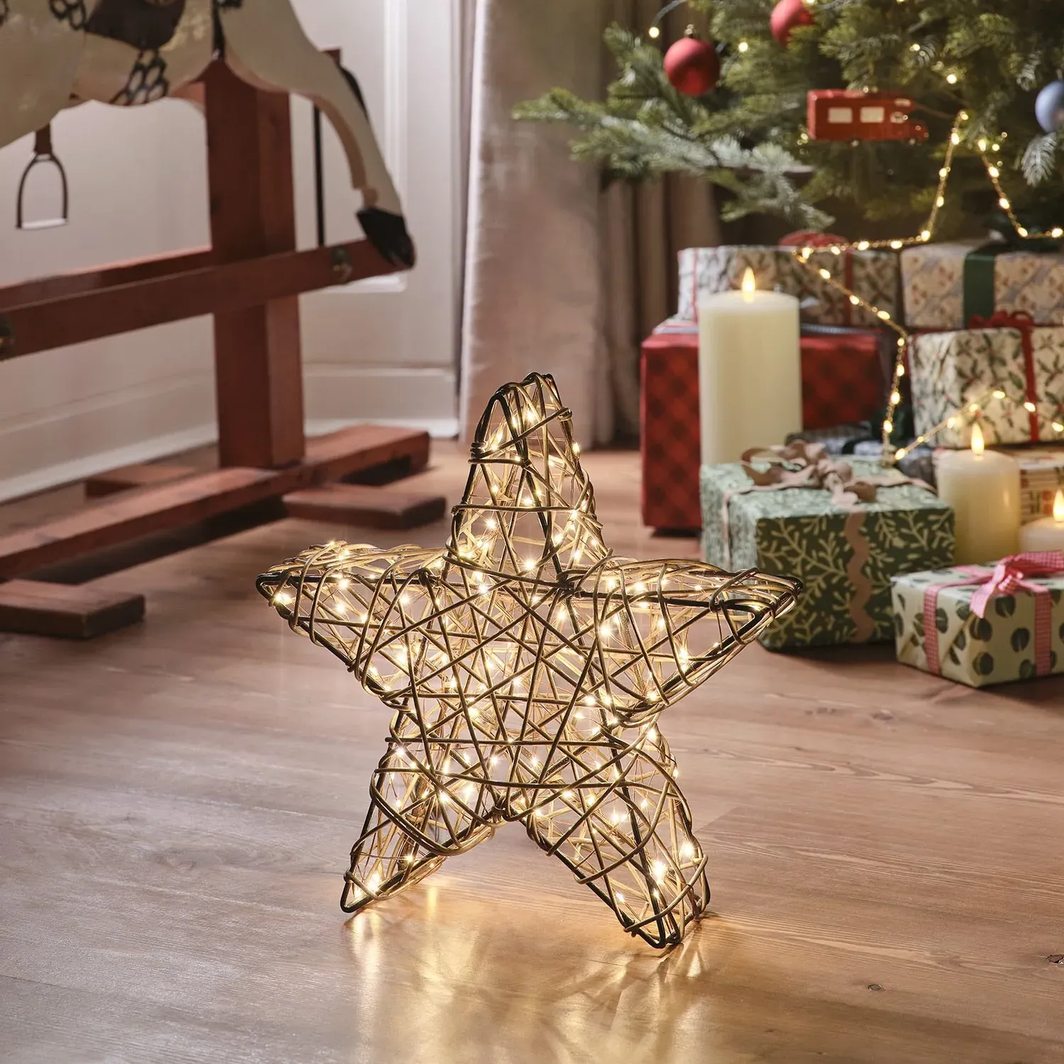 Star Christmas Decoration - Brown, Rattan