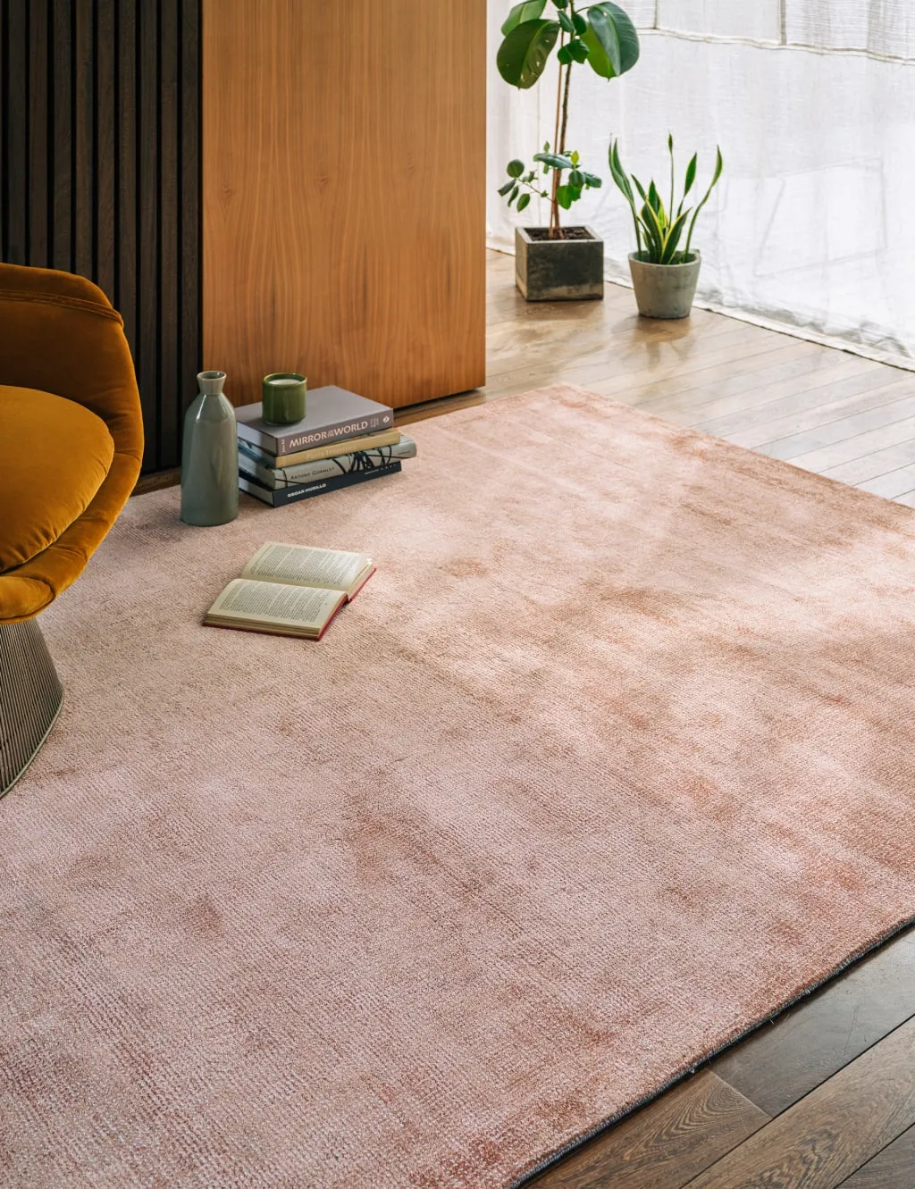 Large Rug Hand-Loomed - Brown, Viscose image