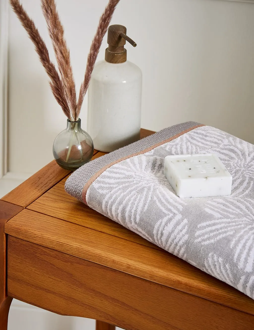 Hand Towel Pure Cotton - White Mix, Cotton image
