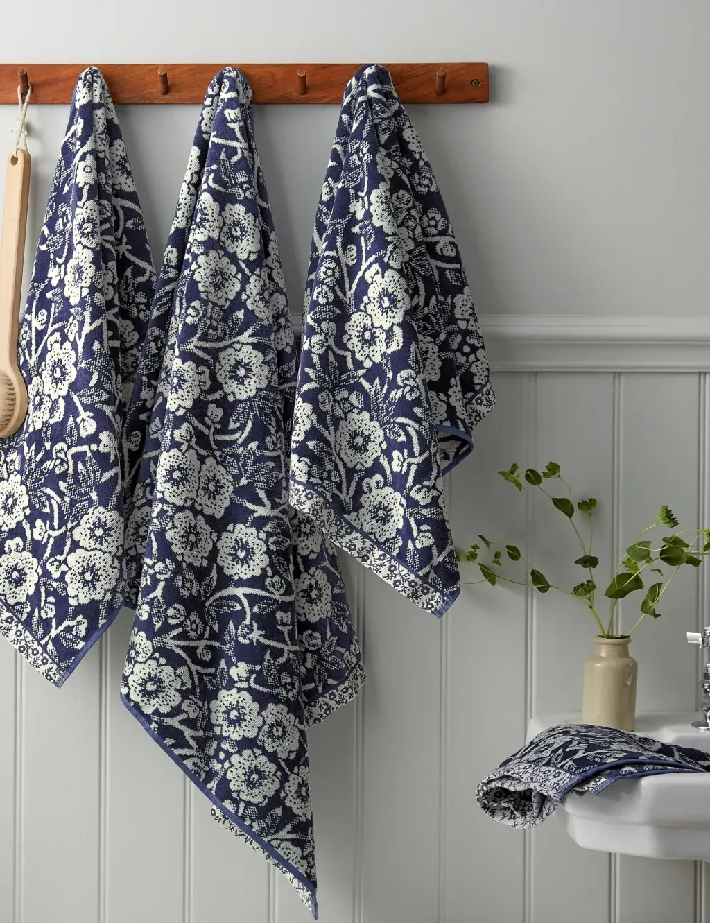 Hand Towel Floral Design - Blue, Pure Cotton image