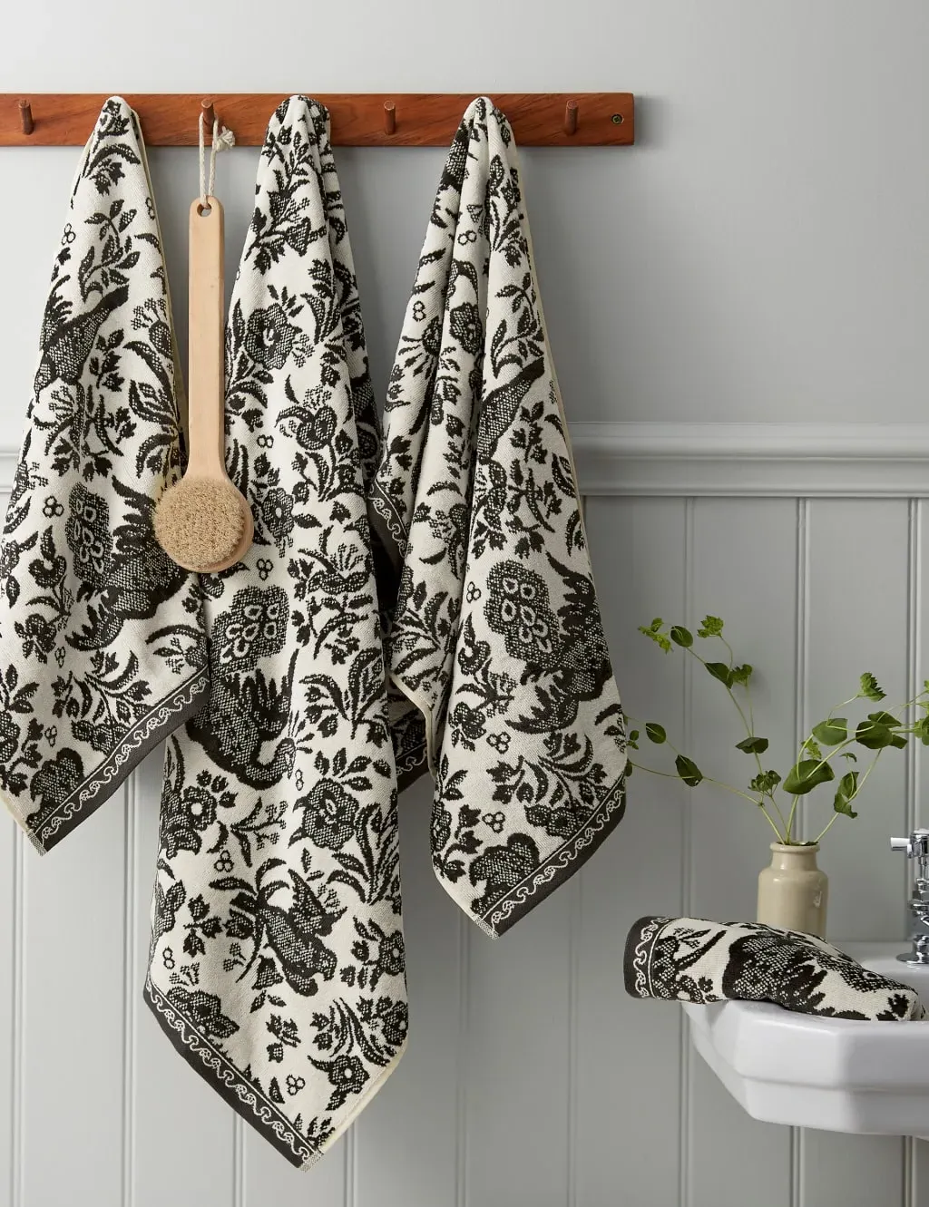Hand Towel Peacock Design - Charcoal, Cotton image