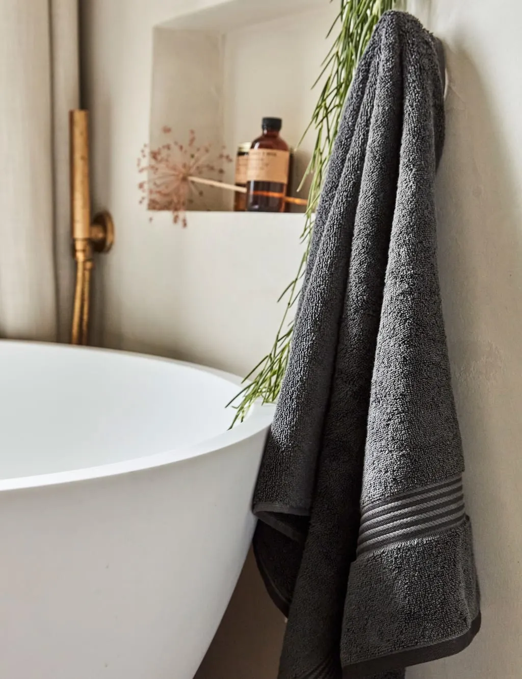 Guest Towel with Hygro Tech - Dark Graphite