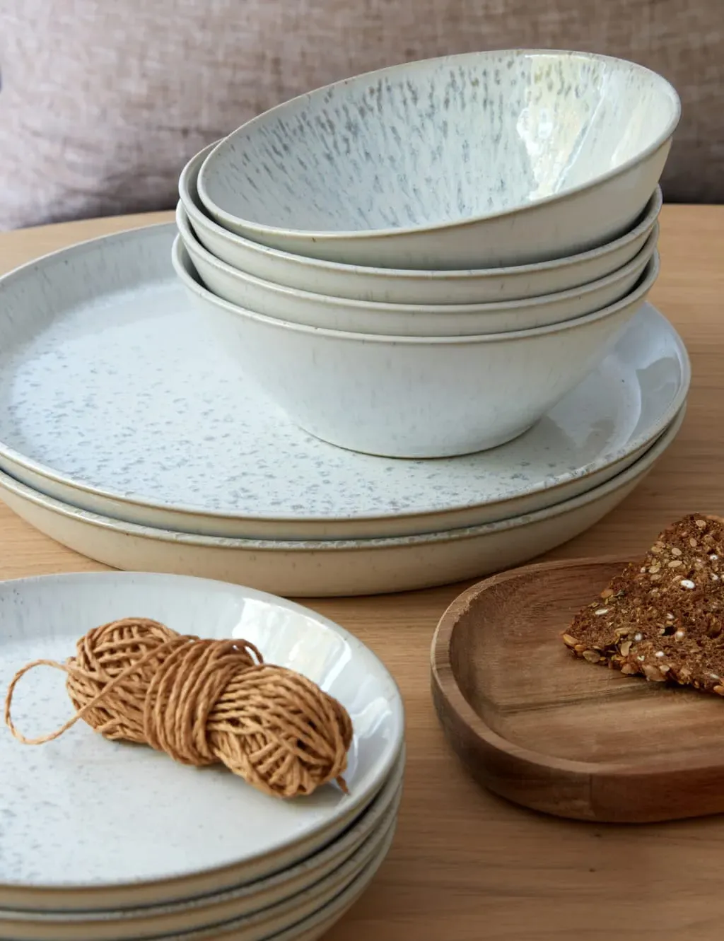 12 Piece Dinner Set - Natural Mix, Ceramic image