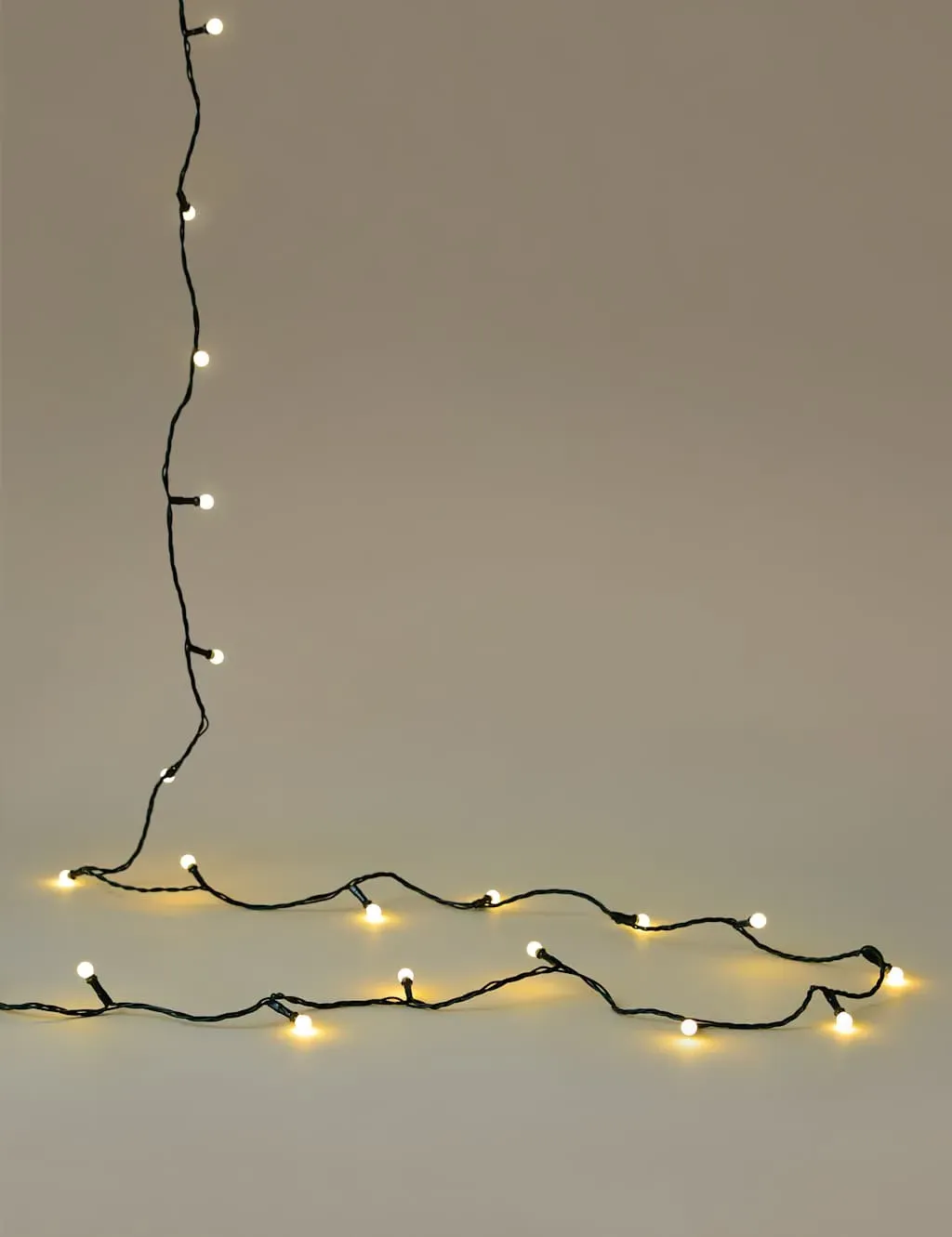 100 LED Cluster Ball Lights - White, Mains