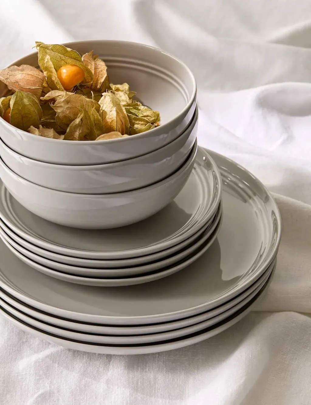 12 Piece Dinner Set with Ridged Rims - Grey, Porcelain image