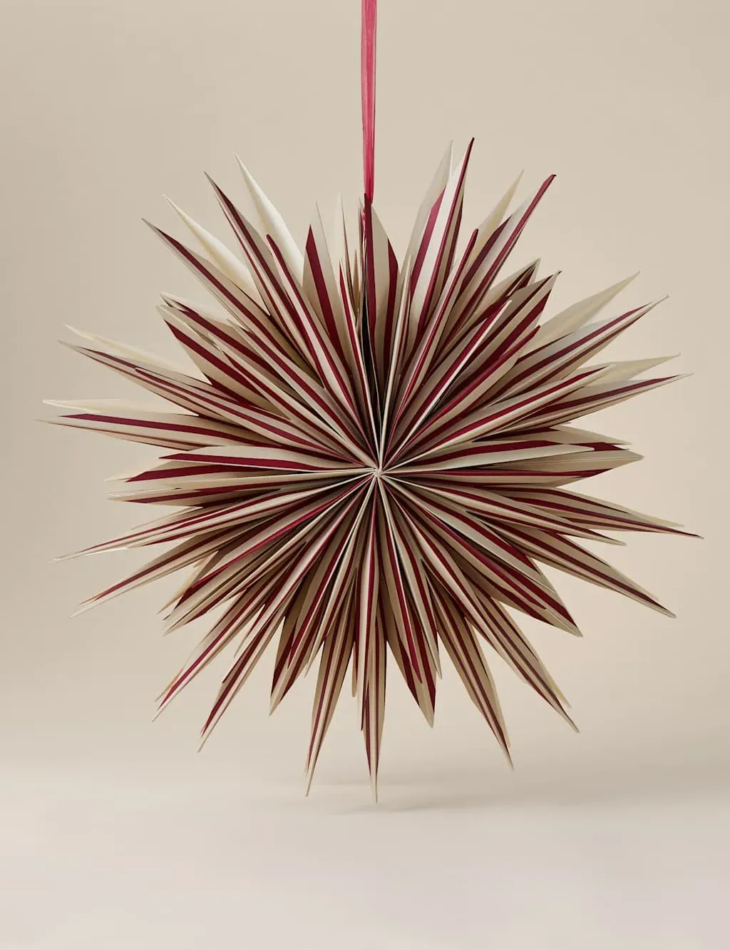 3D Star Hanging Decoration - Red, Paper image