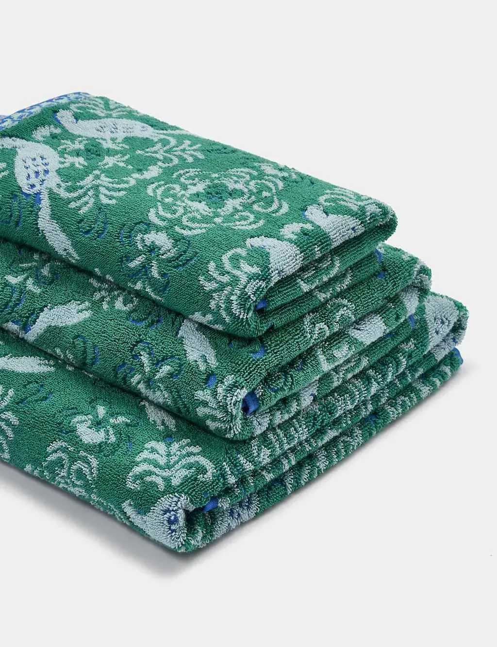 Bath Towel with Parrot Design - Green Mix, Cotton