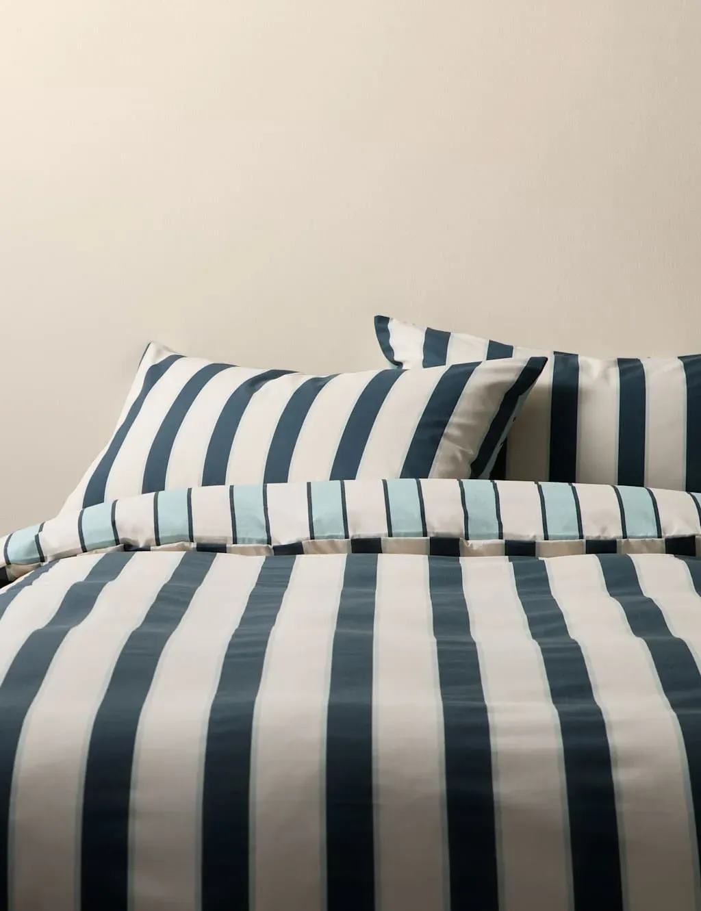 Double Bedding Set Reversible - Blue, Cotton image
