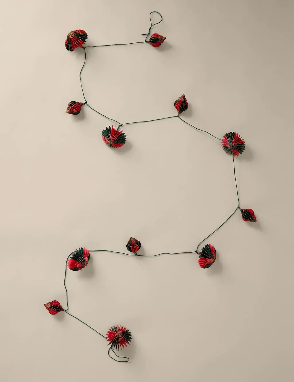 Paper Bauble Tree Garland - Red Mix image