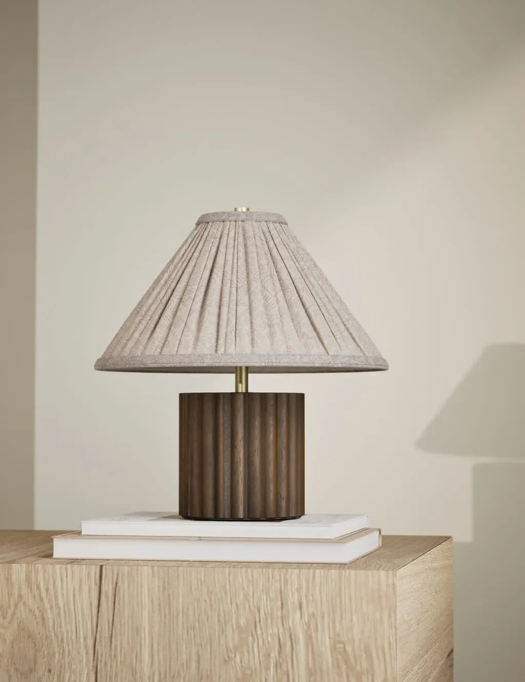 Round Table Lamp with Ribbed Base - Brown, Wood image