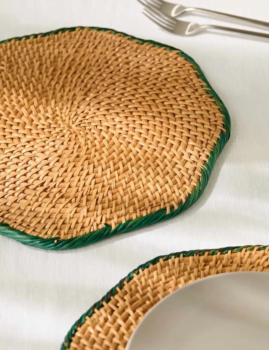 Set of 2 Rattan Scallop Placemats - Natural