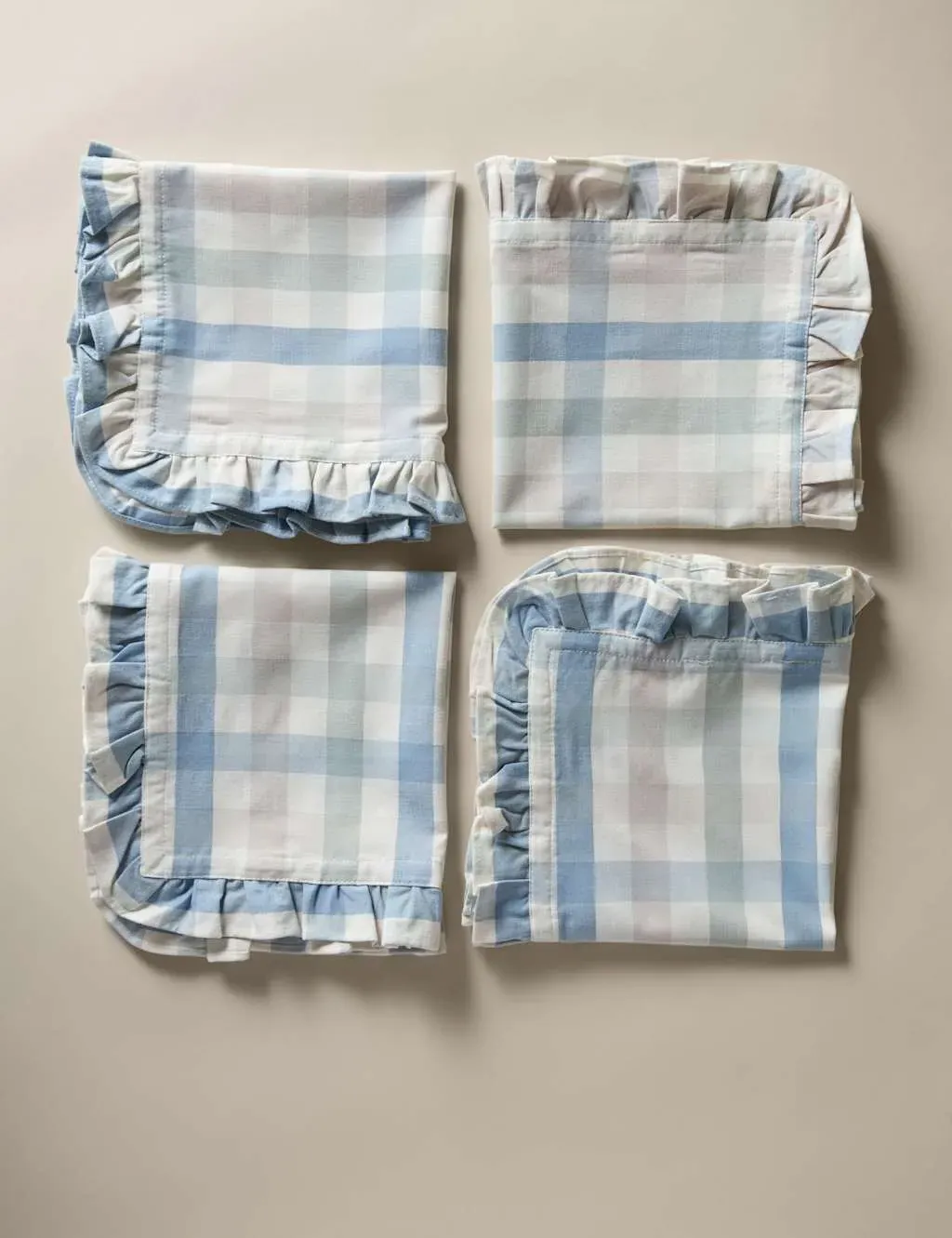 Set of 4 Napkins with Ruffle Trim - Gingham image