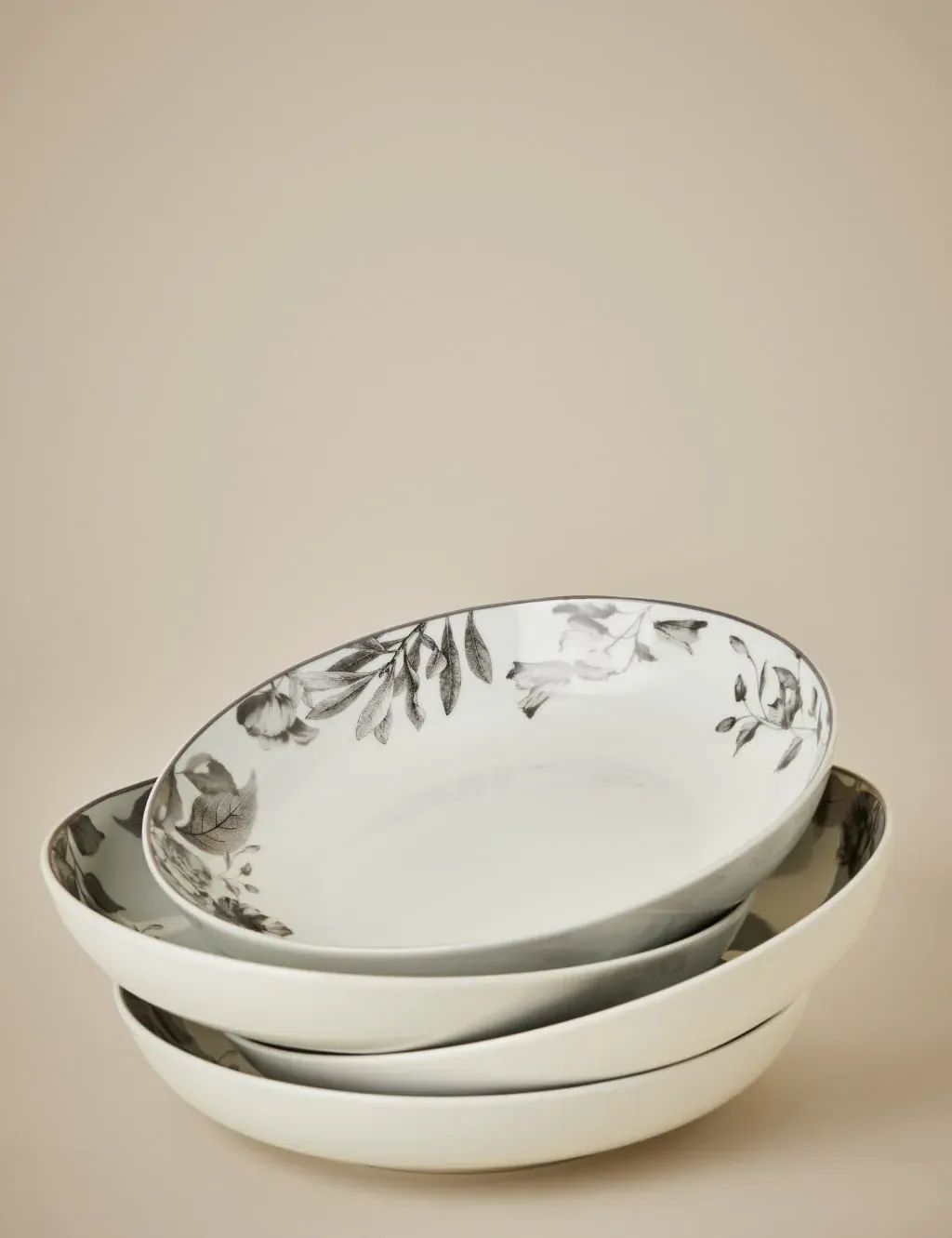 Set of 4 Pasta Bowls Floral Design - Grey image