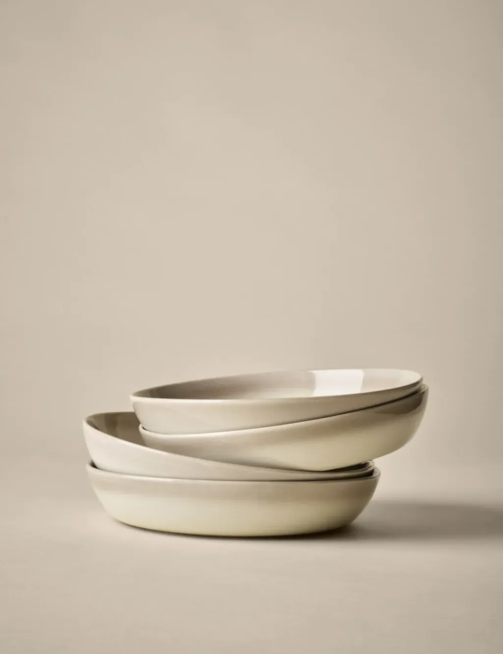 Set of 4 Pasta Bowls with Reactive Glaze - Stoneware