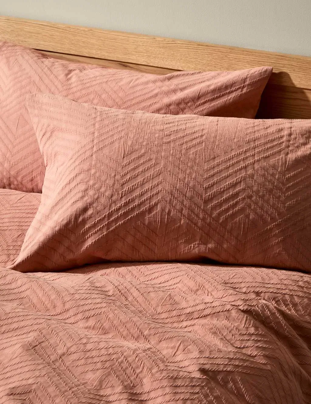 Single Bedding Set Geometric Matelassé - Rust, Cotton image