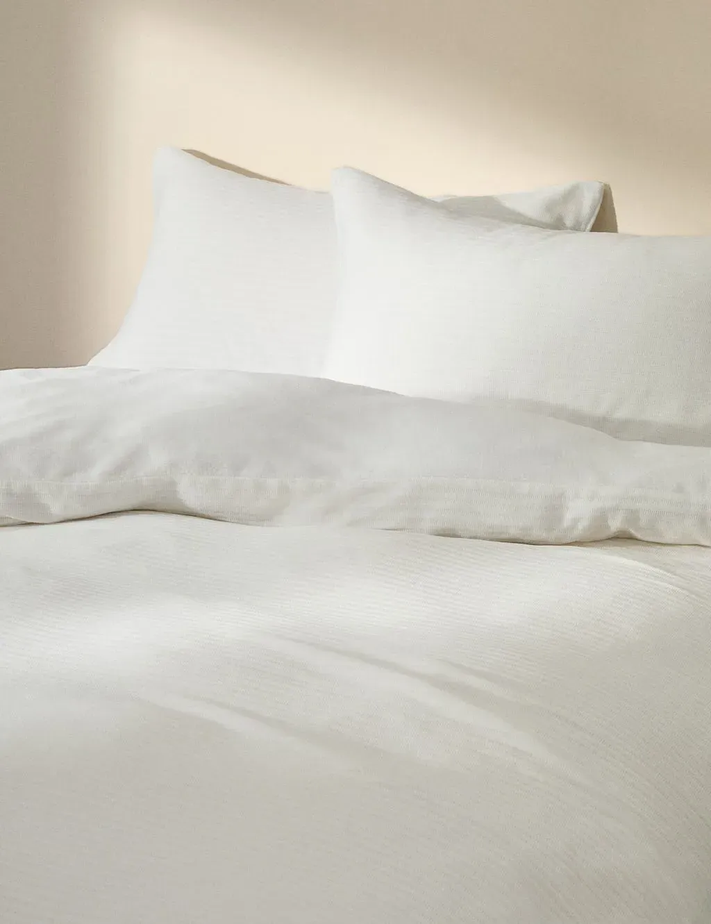 Single Bedding Set Striped - White, Chenille image