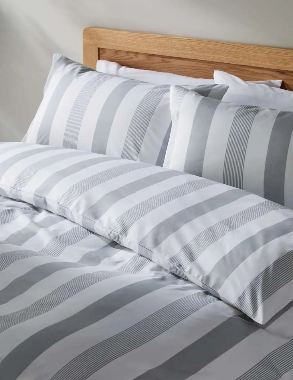 Super King Striped Bedding Set - Light Grey, Cotton