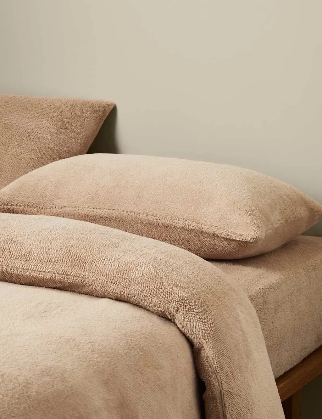 Super King Teddy Fleece Bedding Set - Biscuit