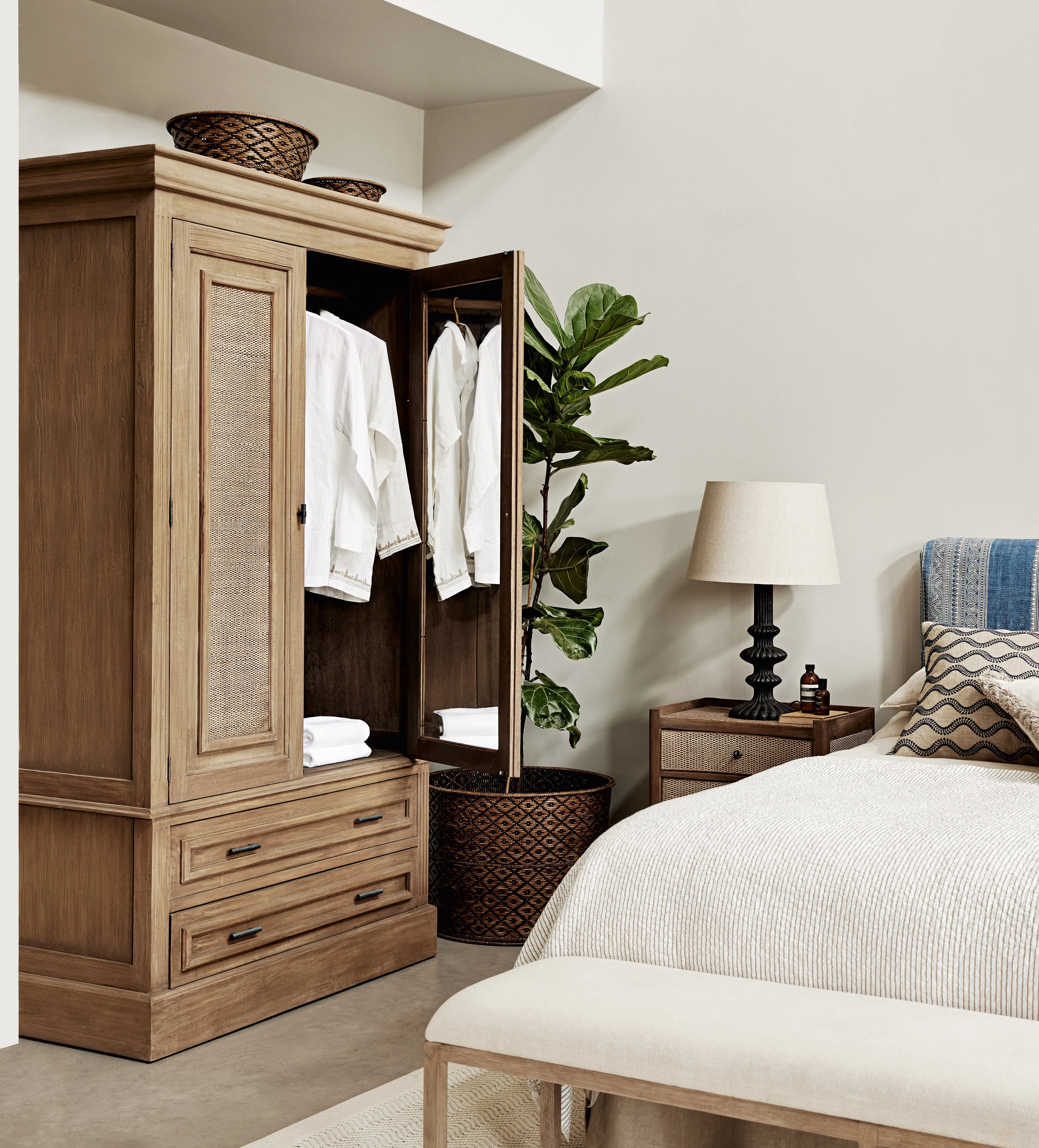 Bayuban Wardrobe with Storage - Natural Wood