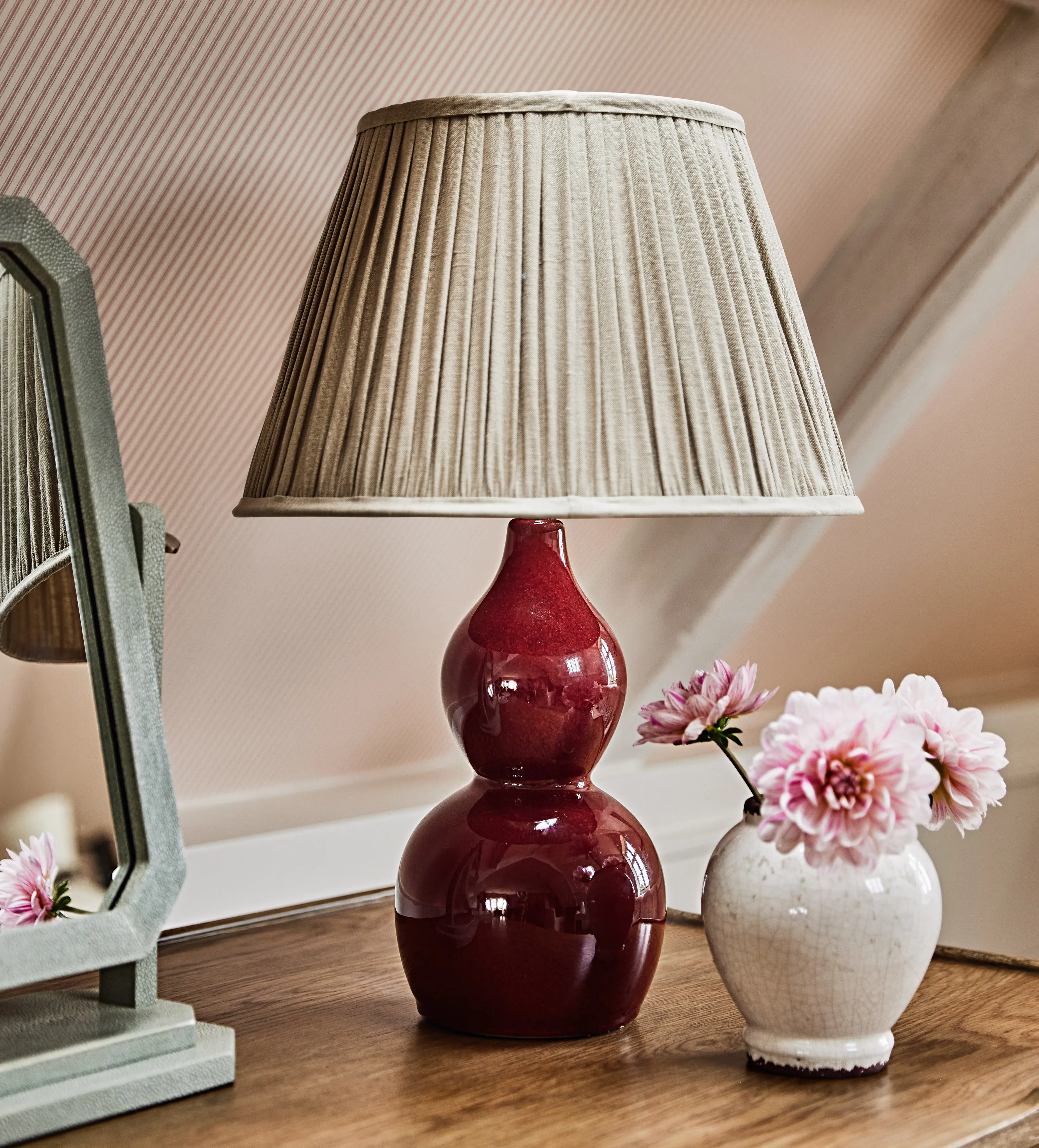 Compact Table Lamp - Red Garnet, Ceramic