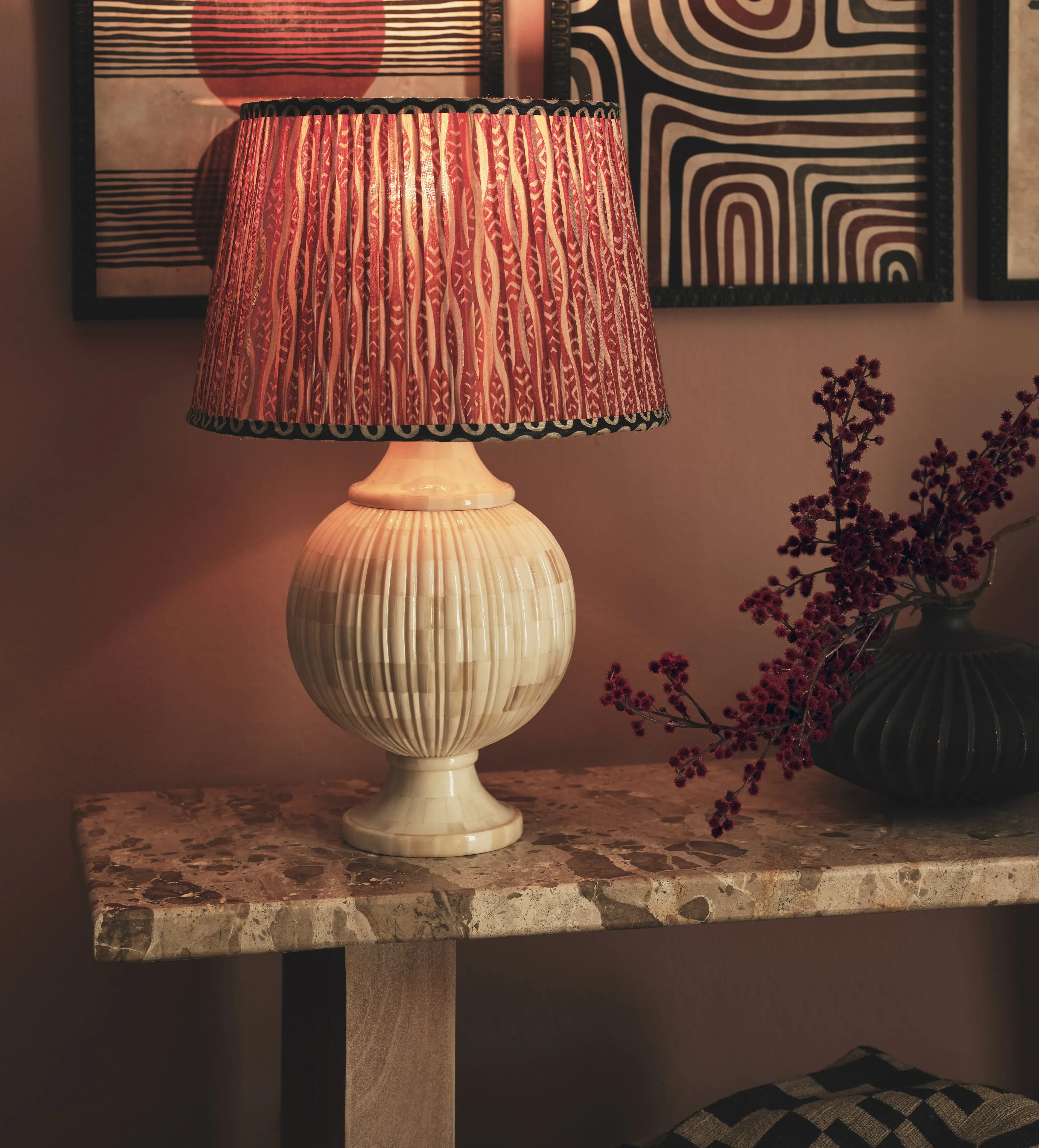 Curved Table Lamp - Bone