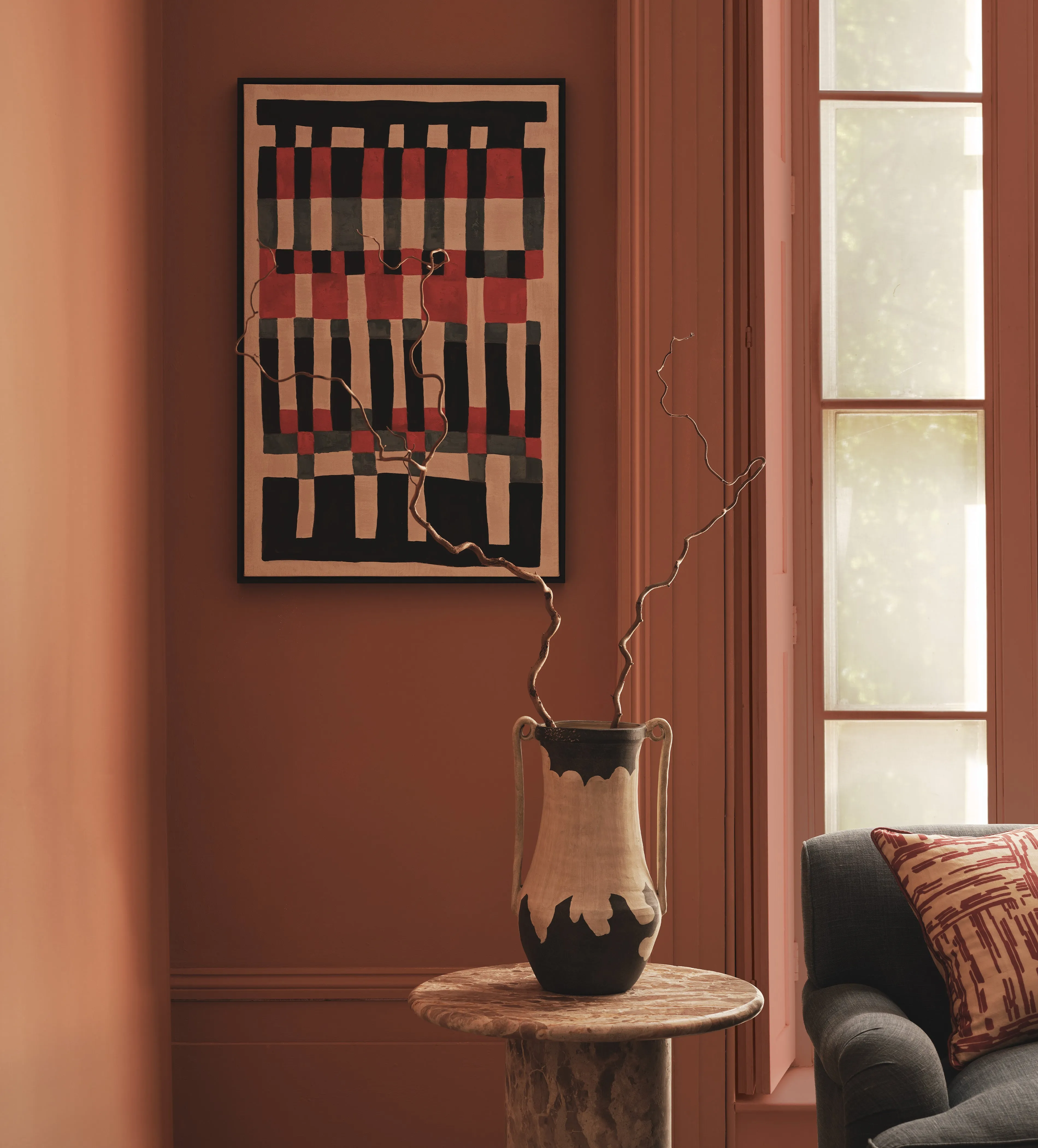 Decorative Vase with Handles - Black/White